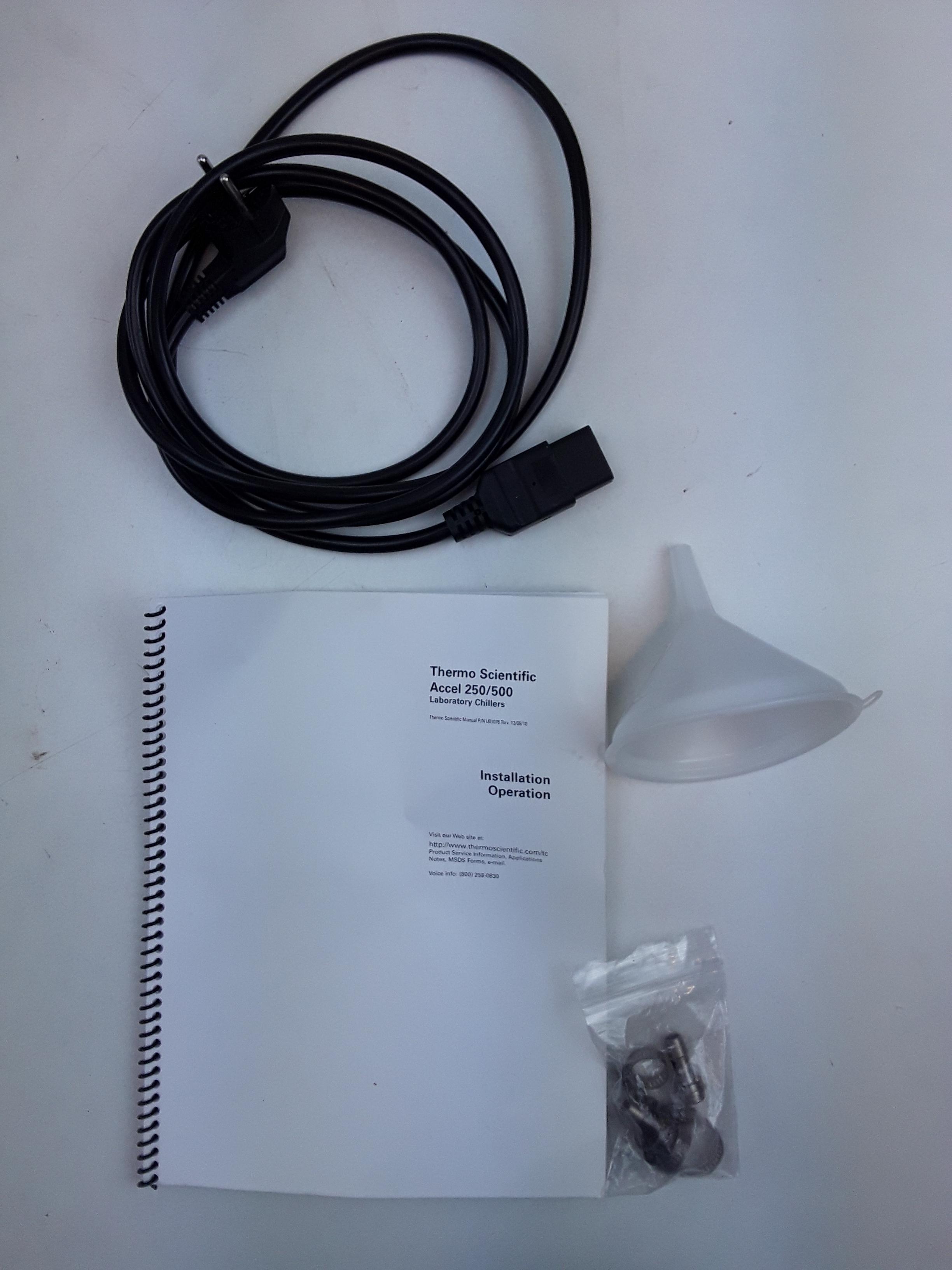 Thermo Accel 250 LC Chiller Heater Recirculating Unit 230V 15L Turnkey