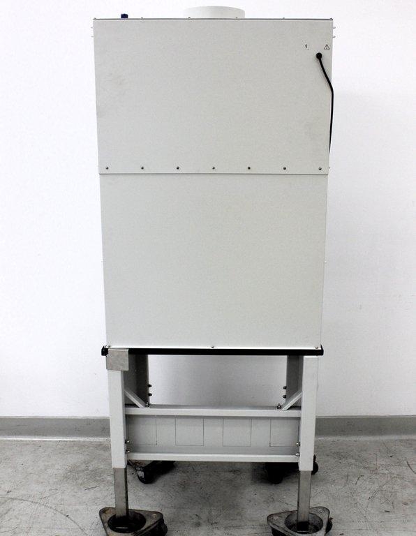 NuAire NU-813 Biosafety Cabinet Ventilated Enclosure HEPA Filtered Airflow