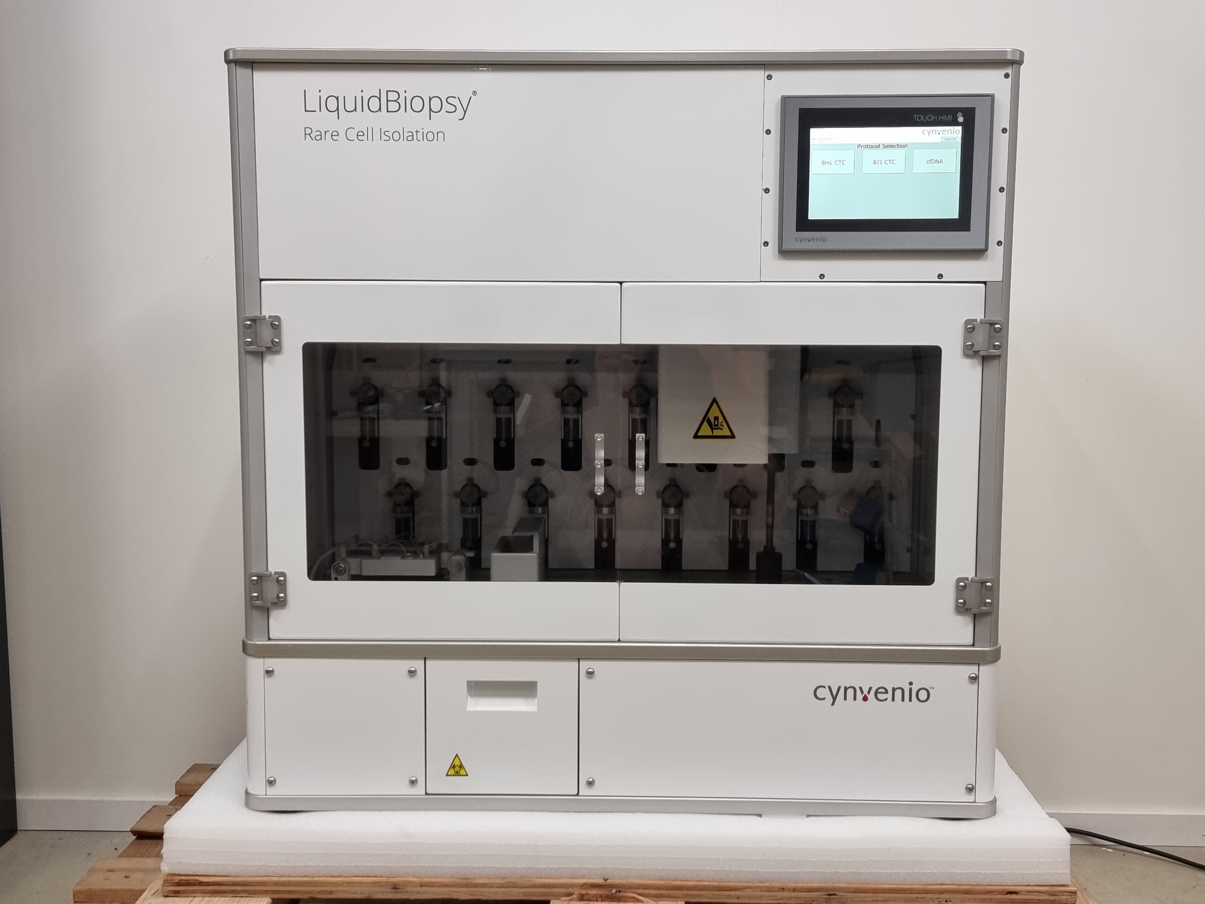Cynvenio LiquidBiopsy v1.2 Cell Analyzer Rare Cell Isolation System 120V/220V
