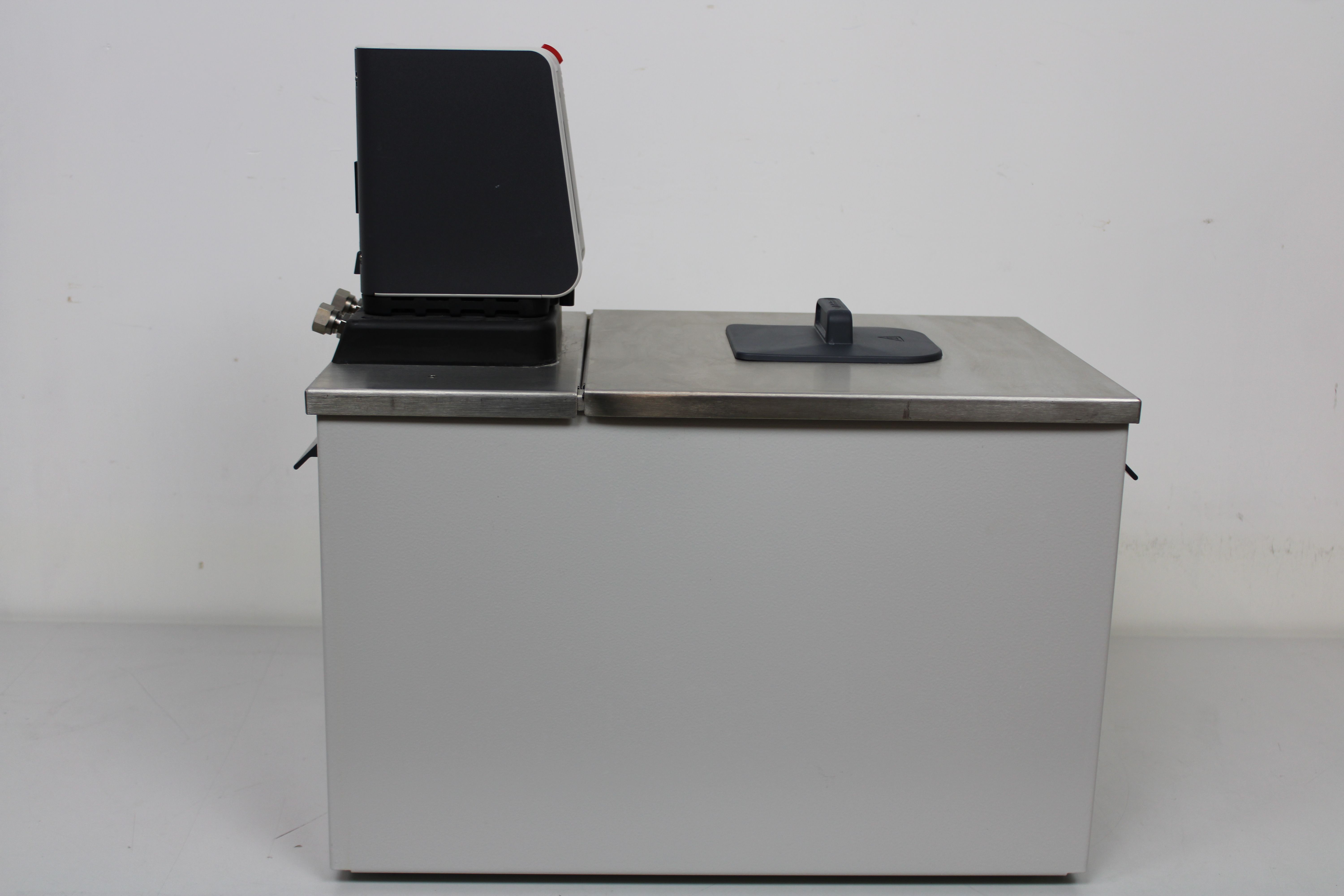 Julabo CORIO CD-B39 Heating Circulator Water Bath SS Quiet Display 120V/220V