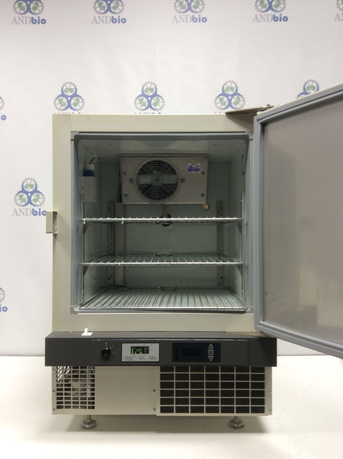 Revco REL404A18 Freezer/Refrigerator 4.9 Cu Ft Lab Combo Functional Used