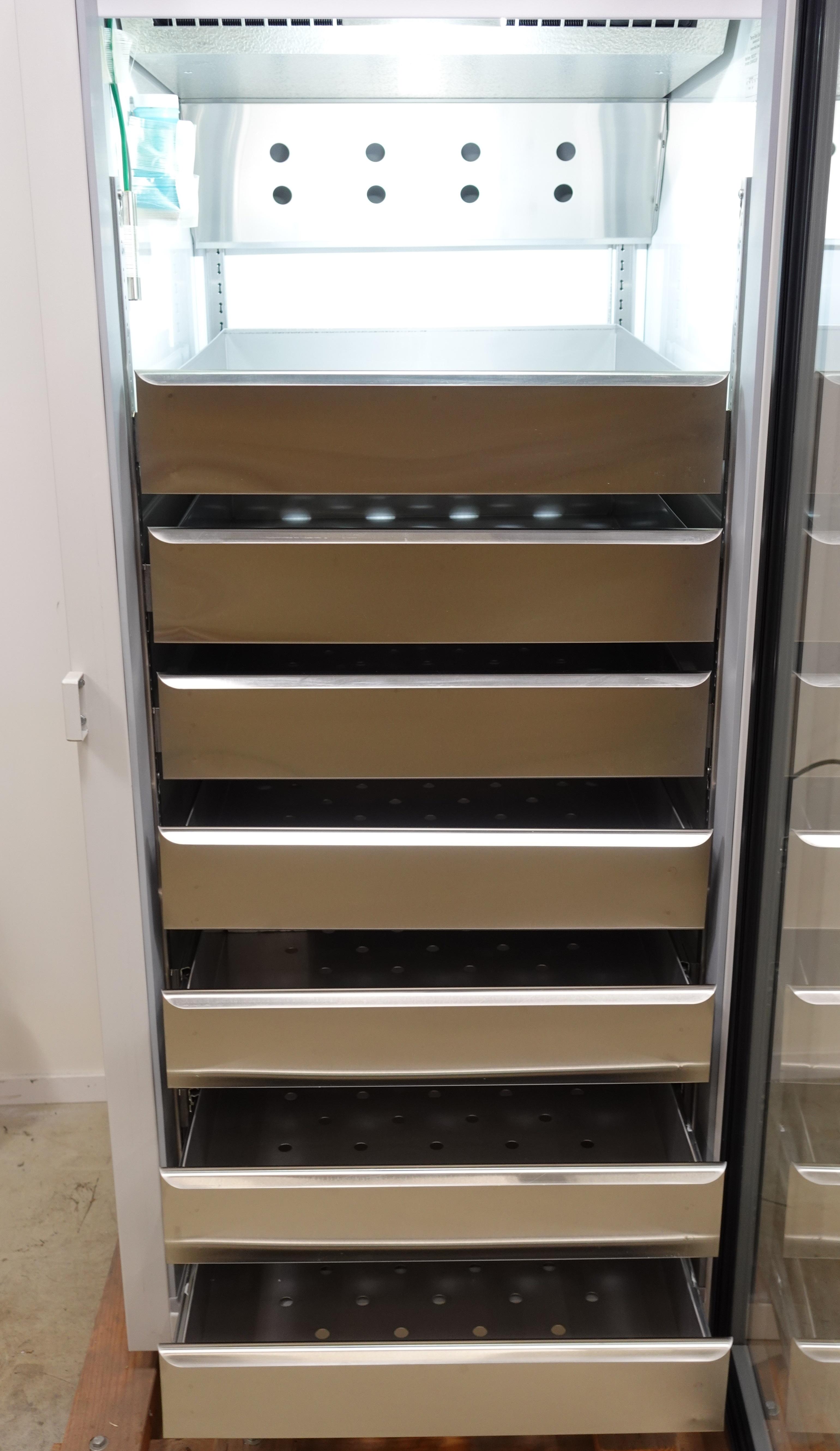 Thermo FRBB2304V22 Blood Bank Refrigerator 23.3 CU. FT 230V 385 Bag Cap