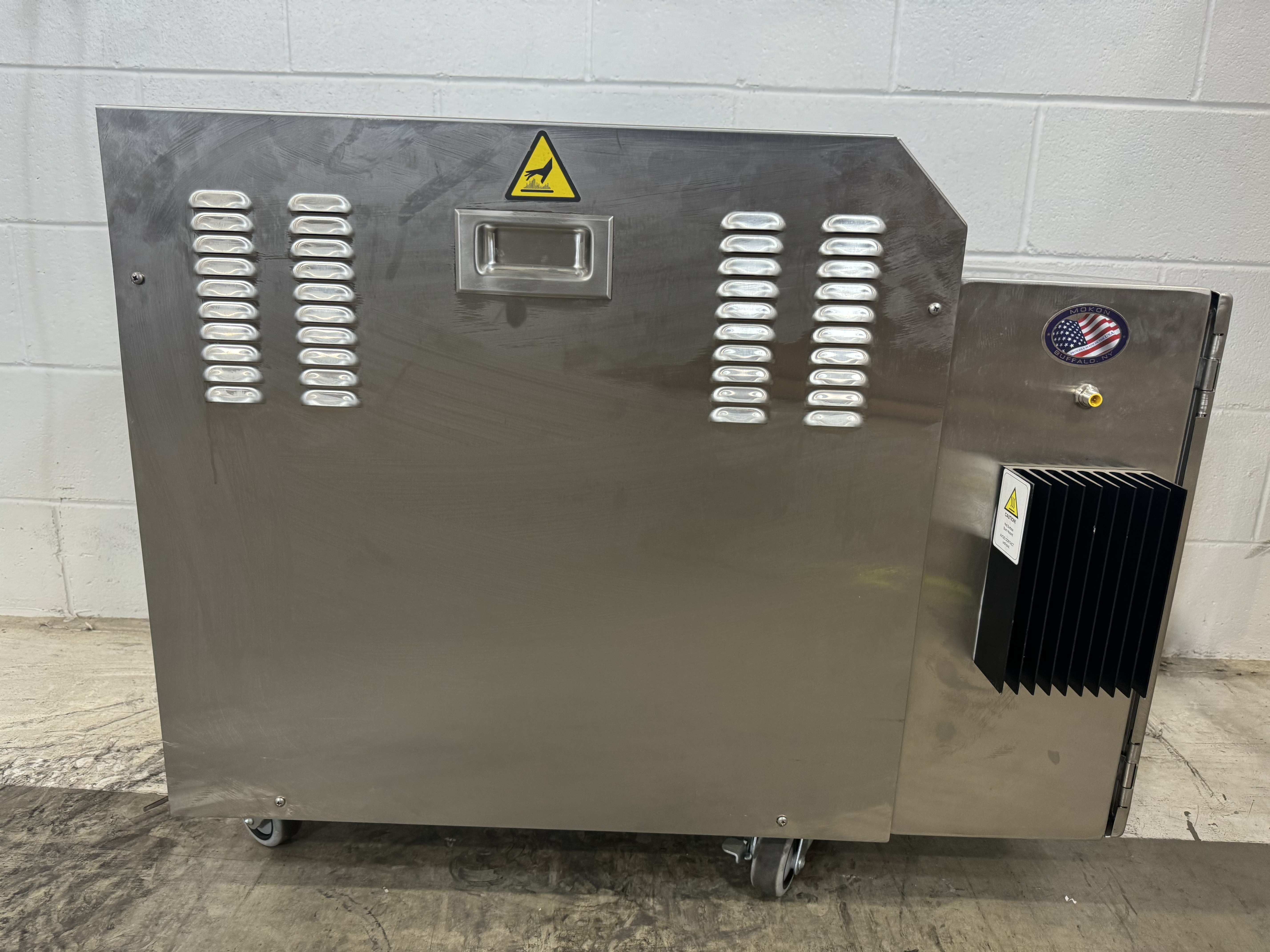 Mokon DT4C18AHC Circulating Water Temperature Control System, Stainless Steel