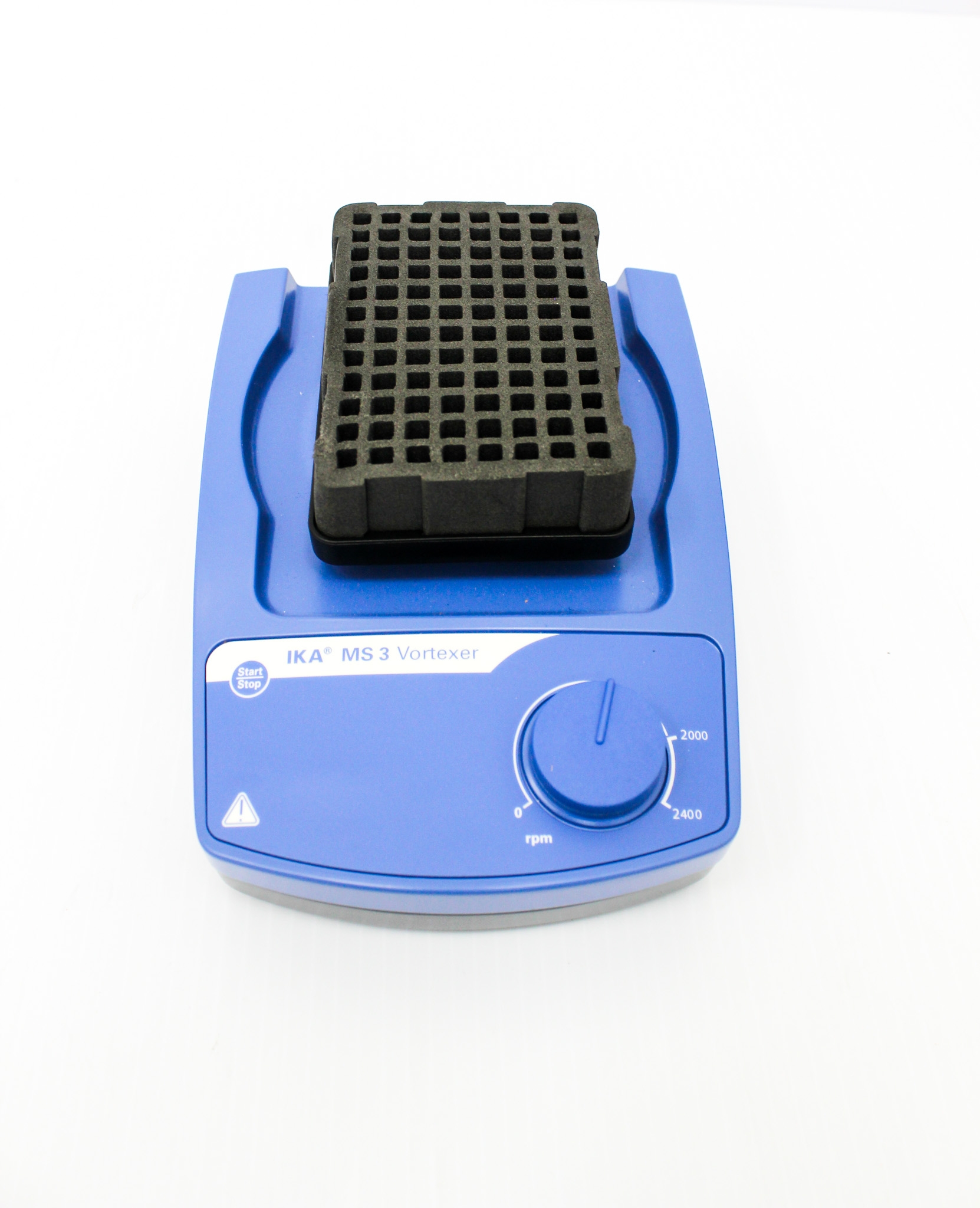 IKA MS3 B Vortexer/Shaker 3000 RPM Orbital Shaker Hands-free Use