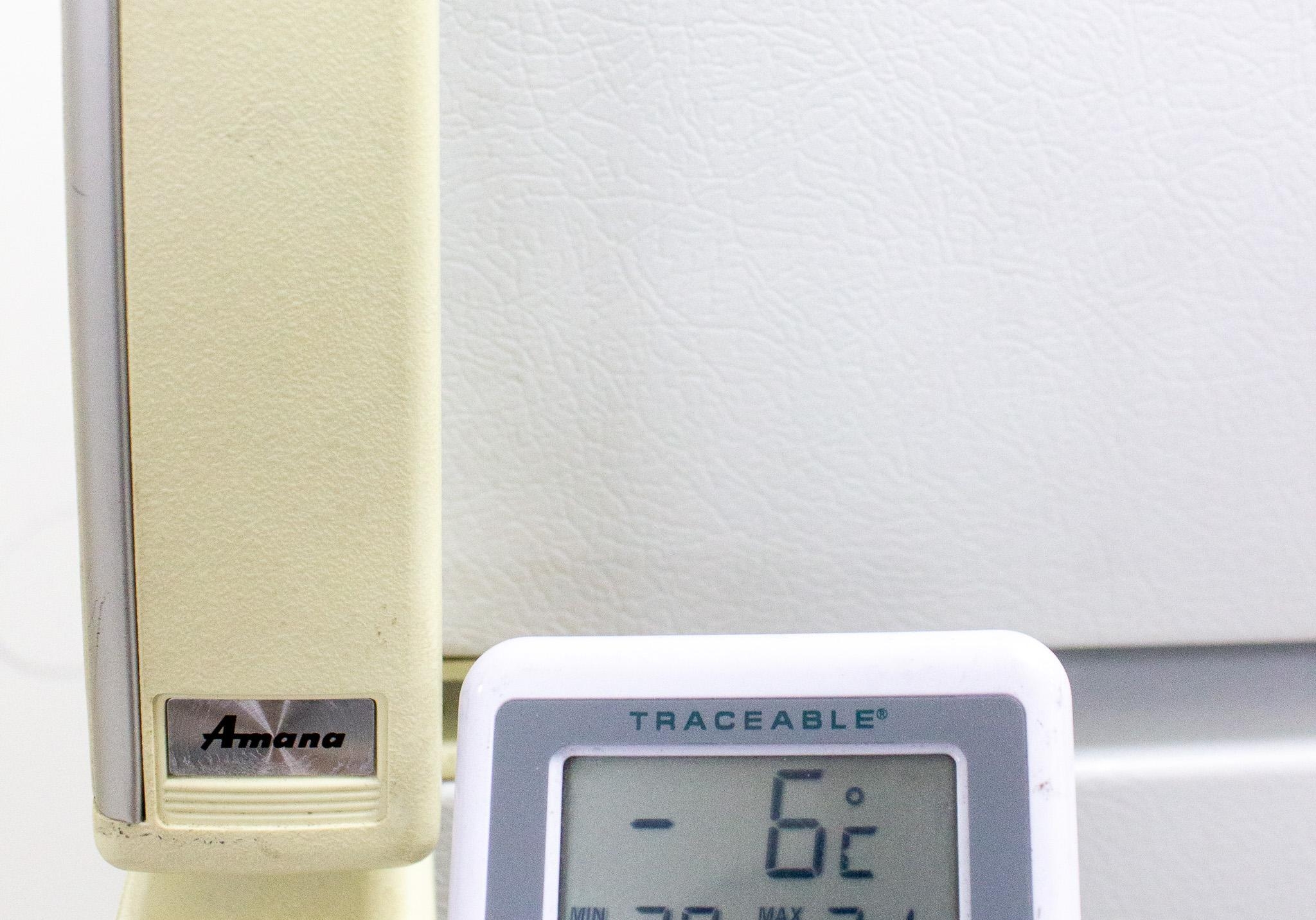 Amana TH21TW Freezer Refrigerator Dual-Zone 19.1 Cu.Ft. 120V 60Hz USA