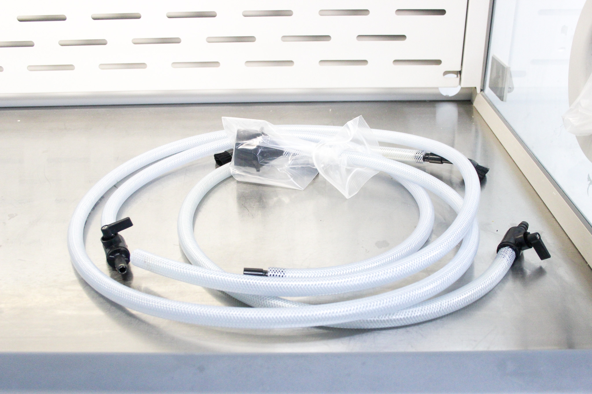 Labconco XPert 6' Filtered Balance System HEPA Ergonomic Enclosure Used
