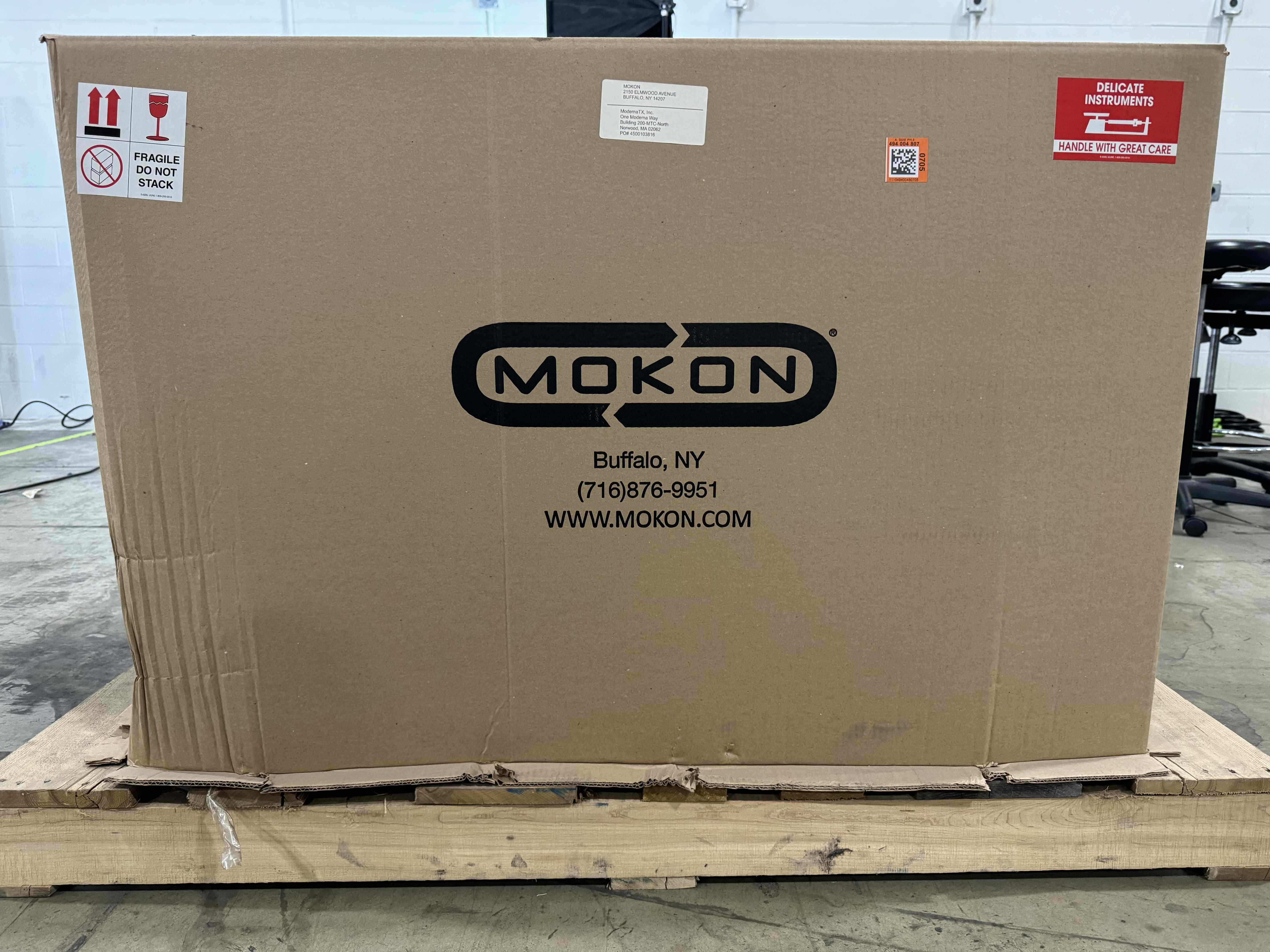 Mokon DT4C18AHC Water Temperature Control System Circulator 50/60Hz 1 Zone