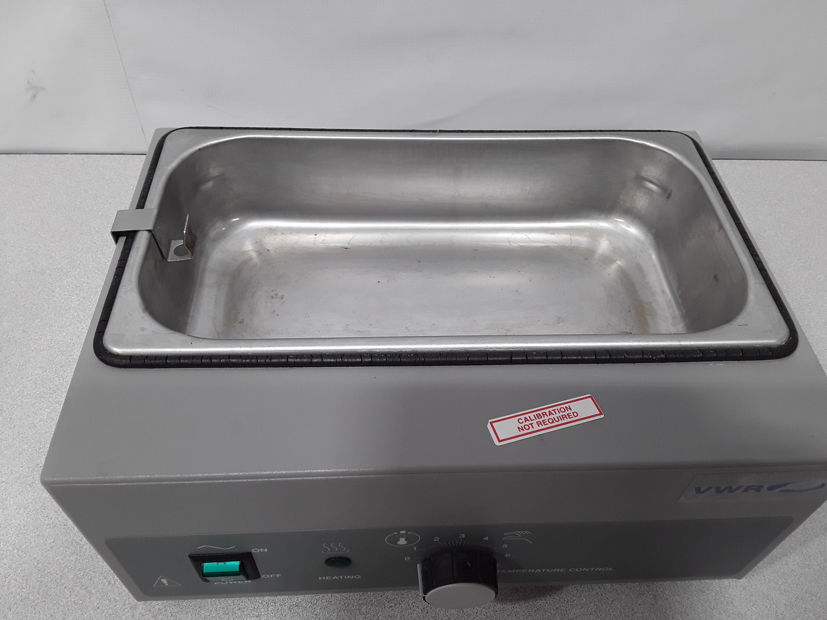 VWR 1208 Water Bath Water Bath 99.9C Temp Stainless Steel Chamber Used 12Wx2Dx6L