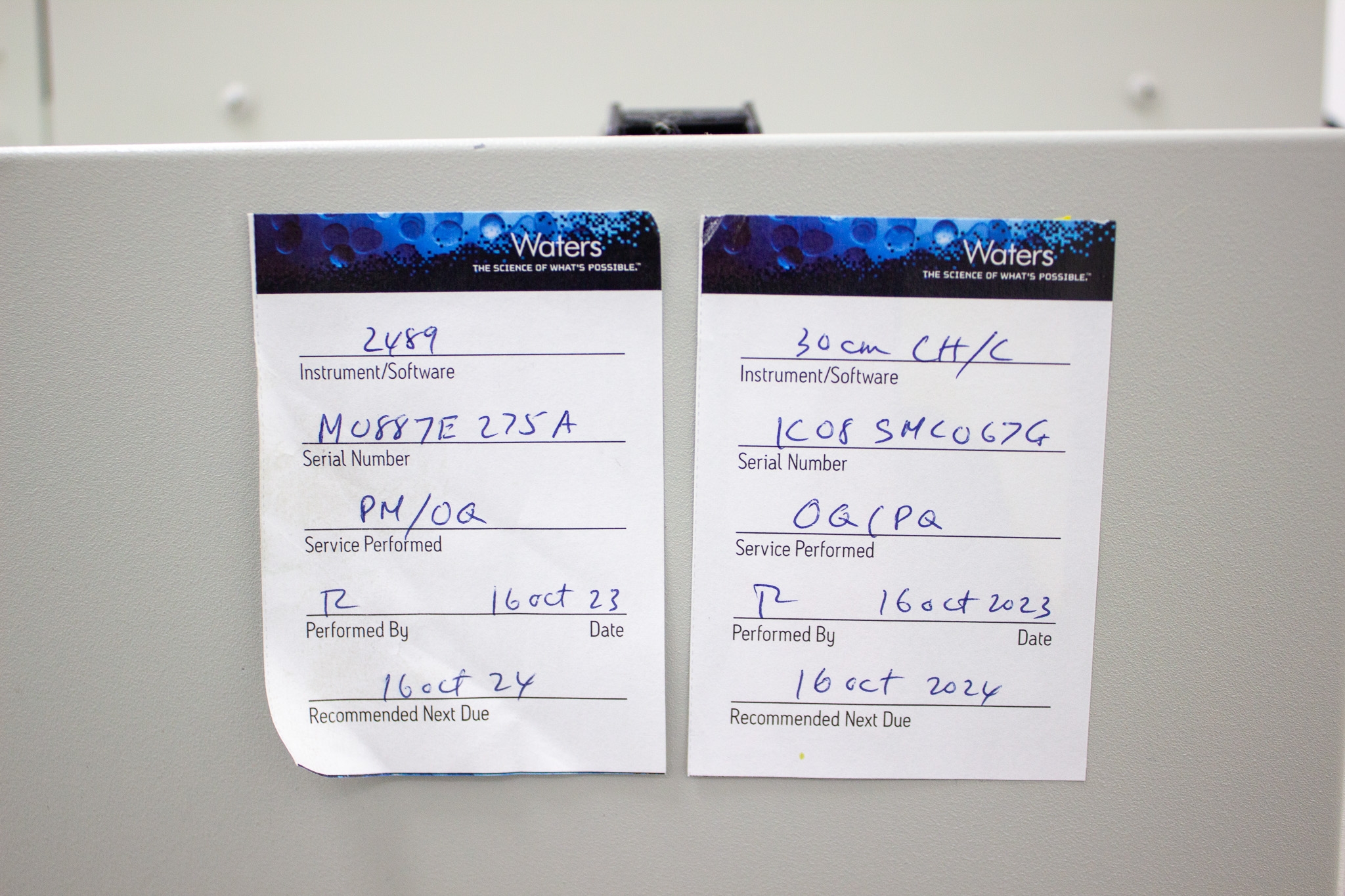 Waters e2695 HPLC System with 2489 UV/Vis Detector Quaternary Solvent Mixing