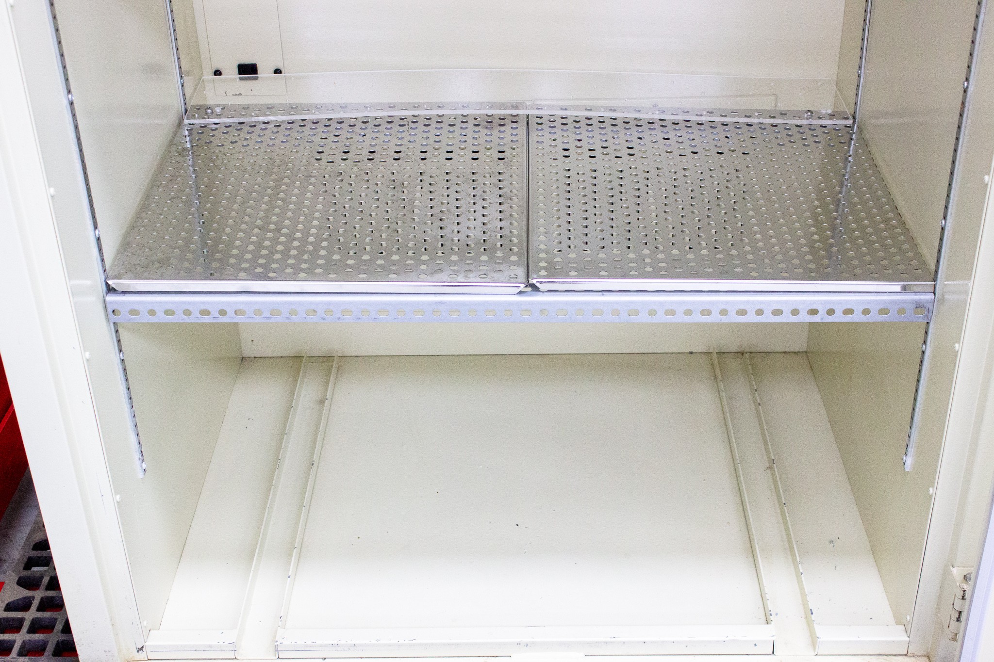Bellco Single Window Standard Incubator -9 to 50C, 40cu ft, Tested