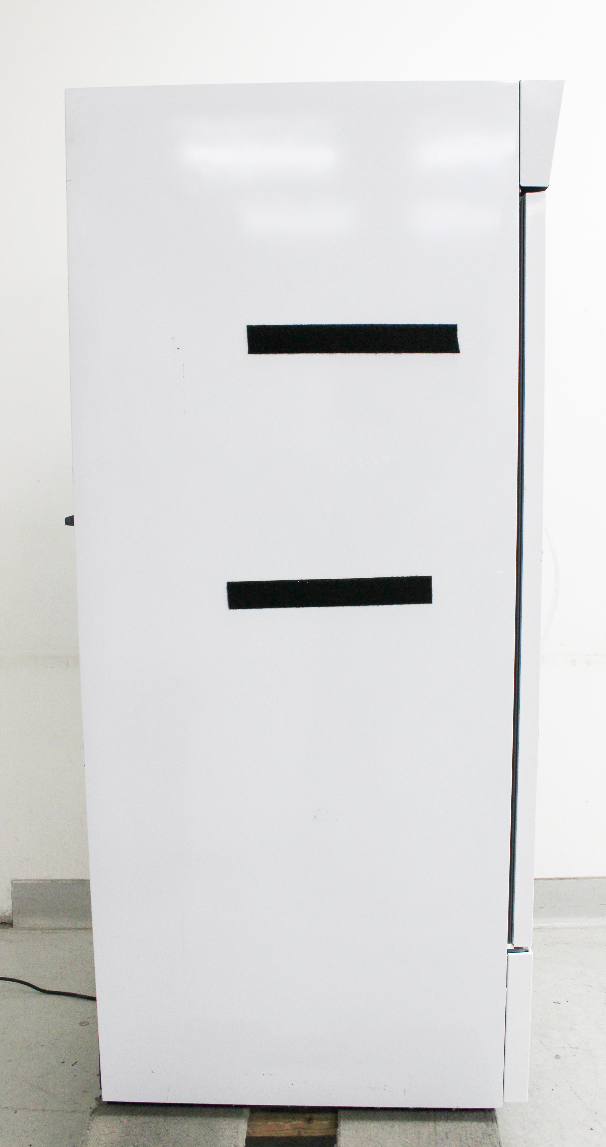 VWR SLV-26 Laboratory Refrigerator 26 Cu Ft Digital Temp Control 1-10 C