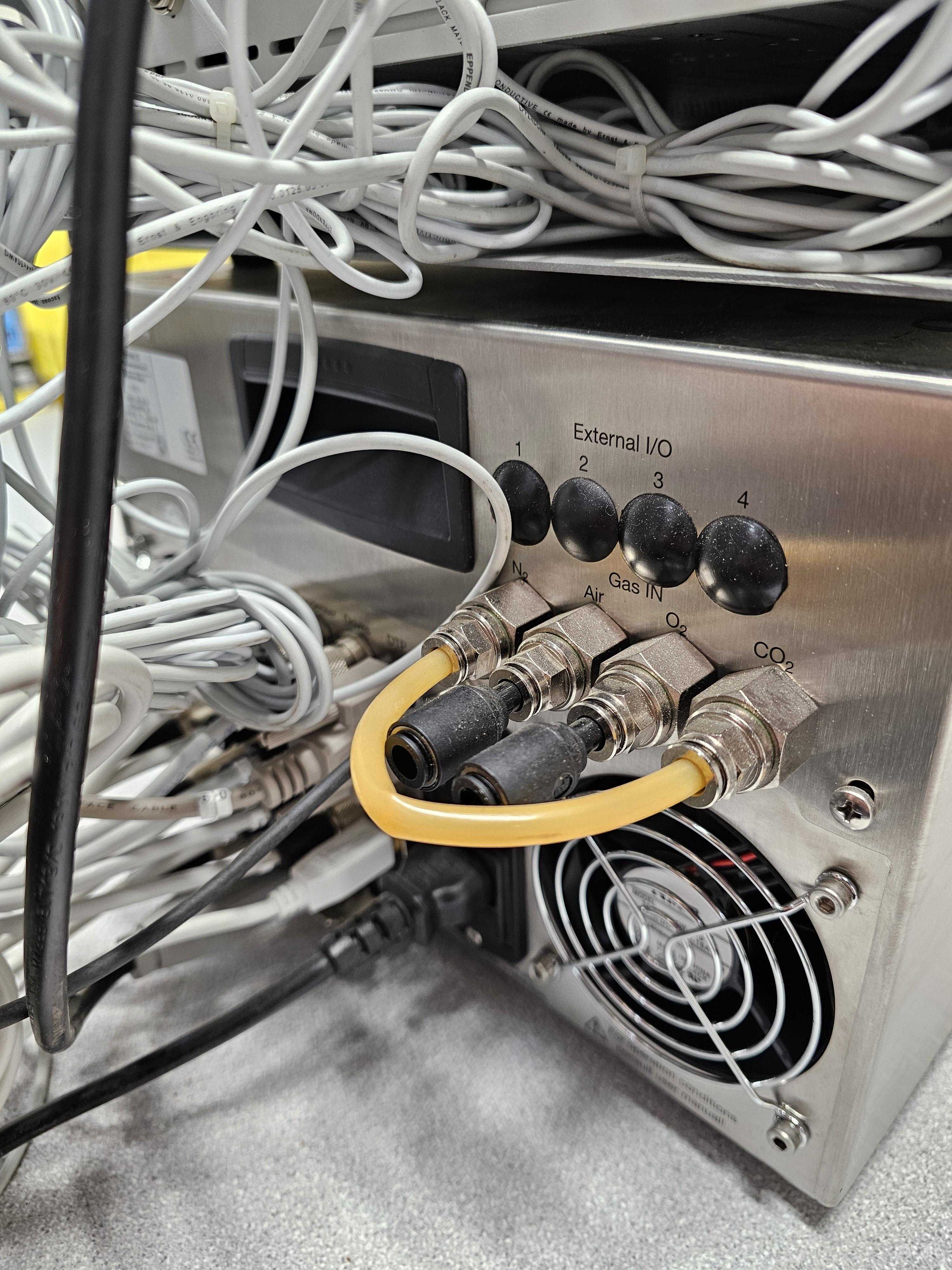 Eppendorf DASbox MP8-PHP Mini Bioreactor System with Advanced Control