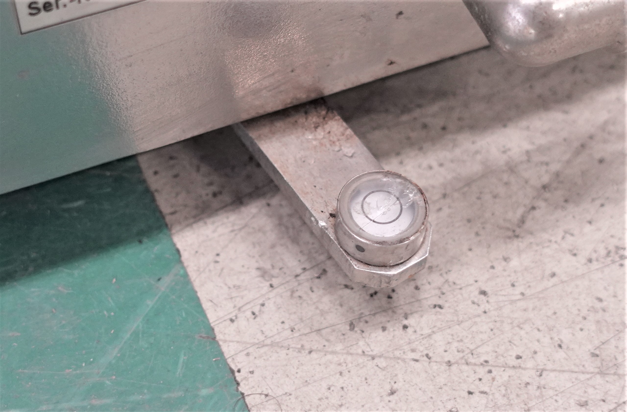 Sartorius IS99 Industrial Floor Scale High Accuracy 600kg Capacity Zones 2/11