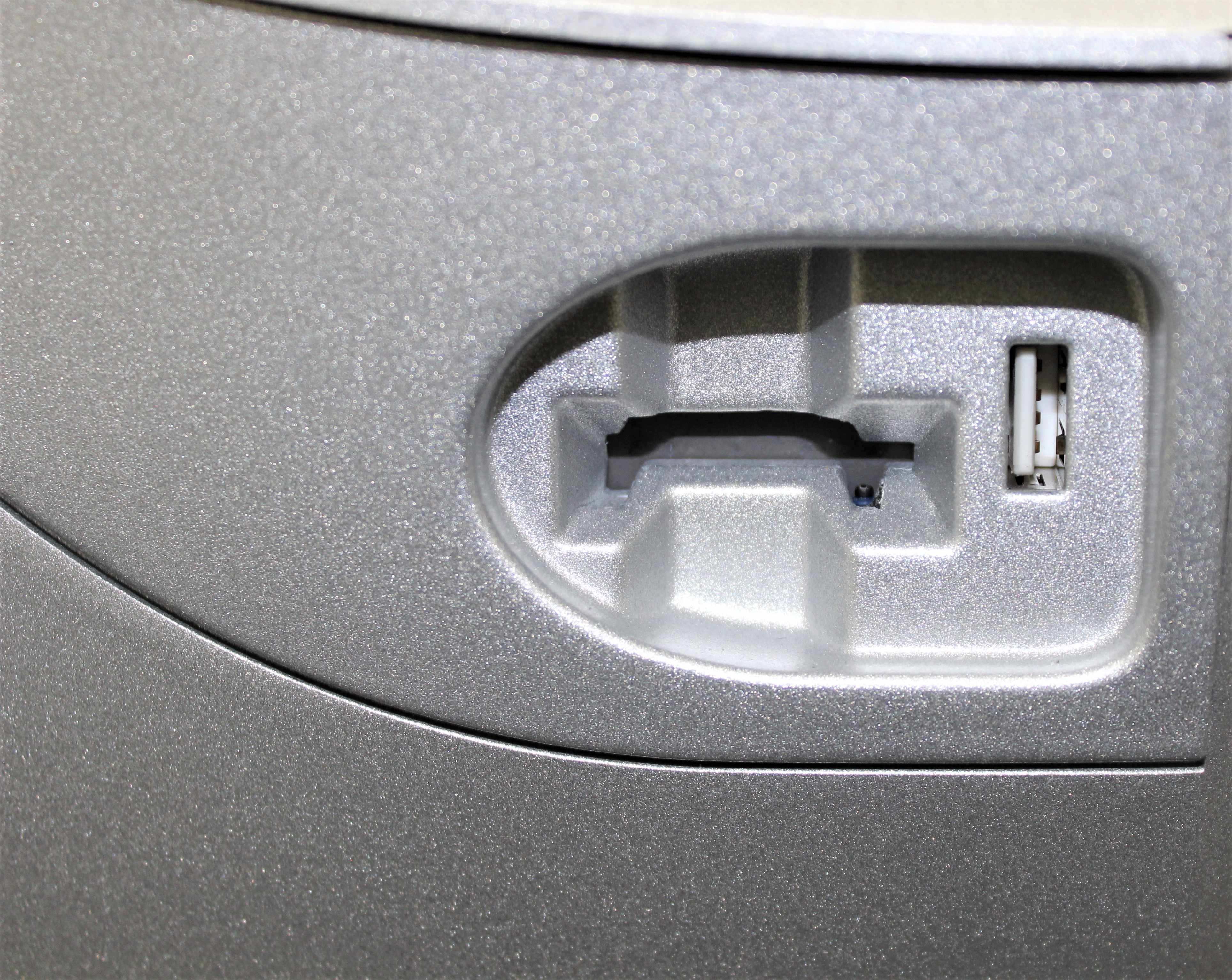 Qiagen QIAxpert Spectrometer UV-Vis Protein DNA RNA Quantification 16 Sample