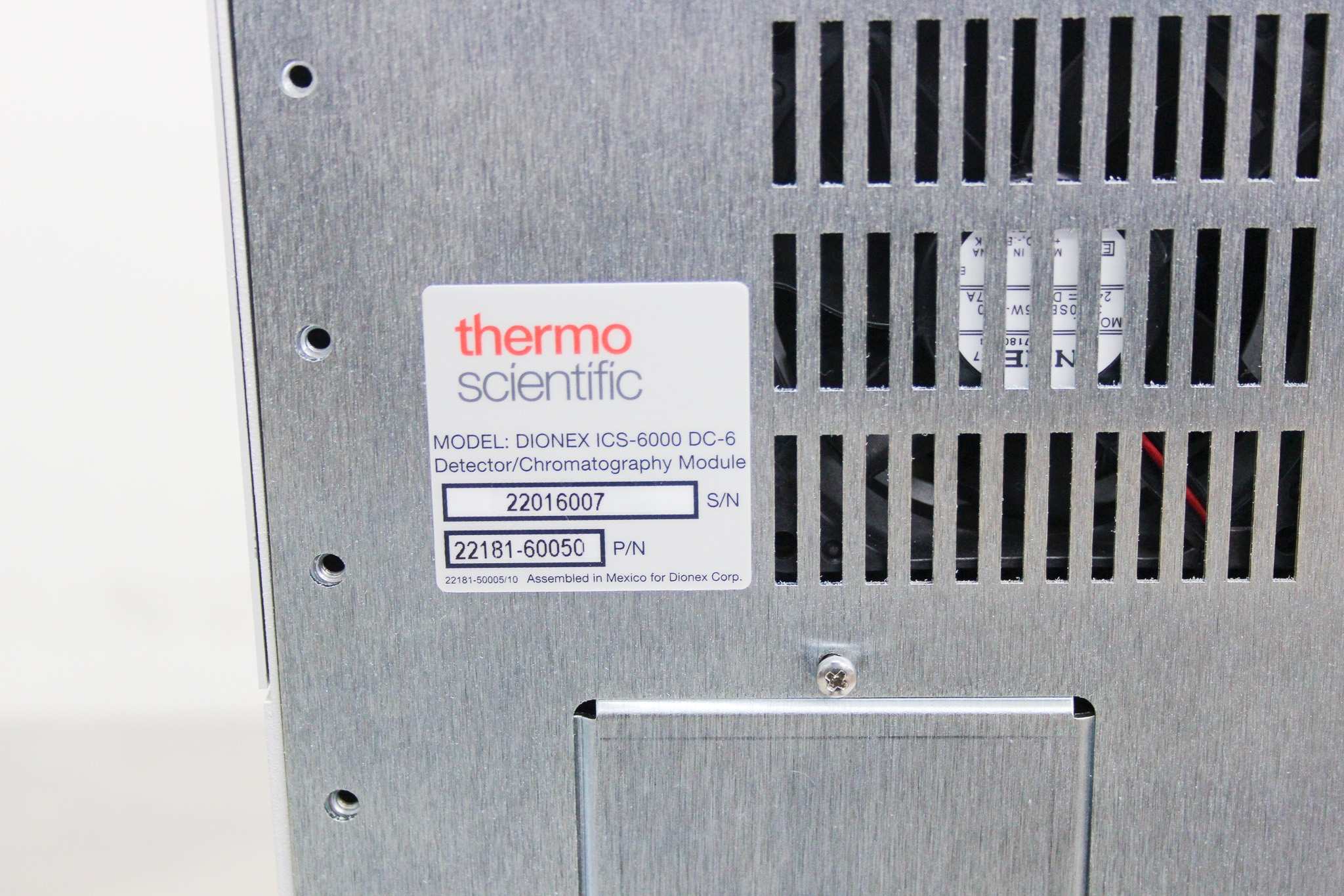 Thermo Dionex ICS-6000 DC-6 Chromatography Compartment Parts Only 18C-70C