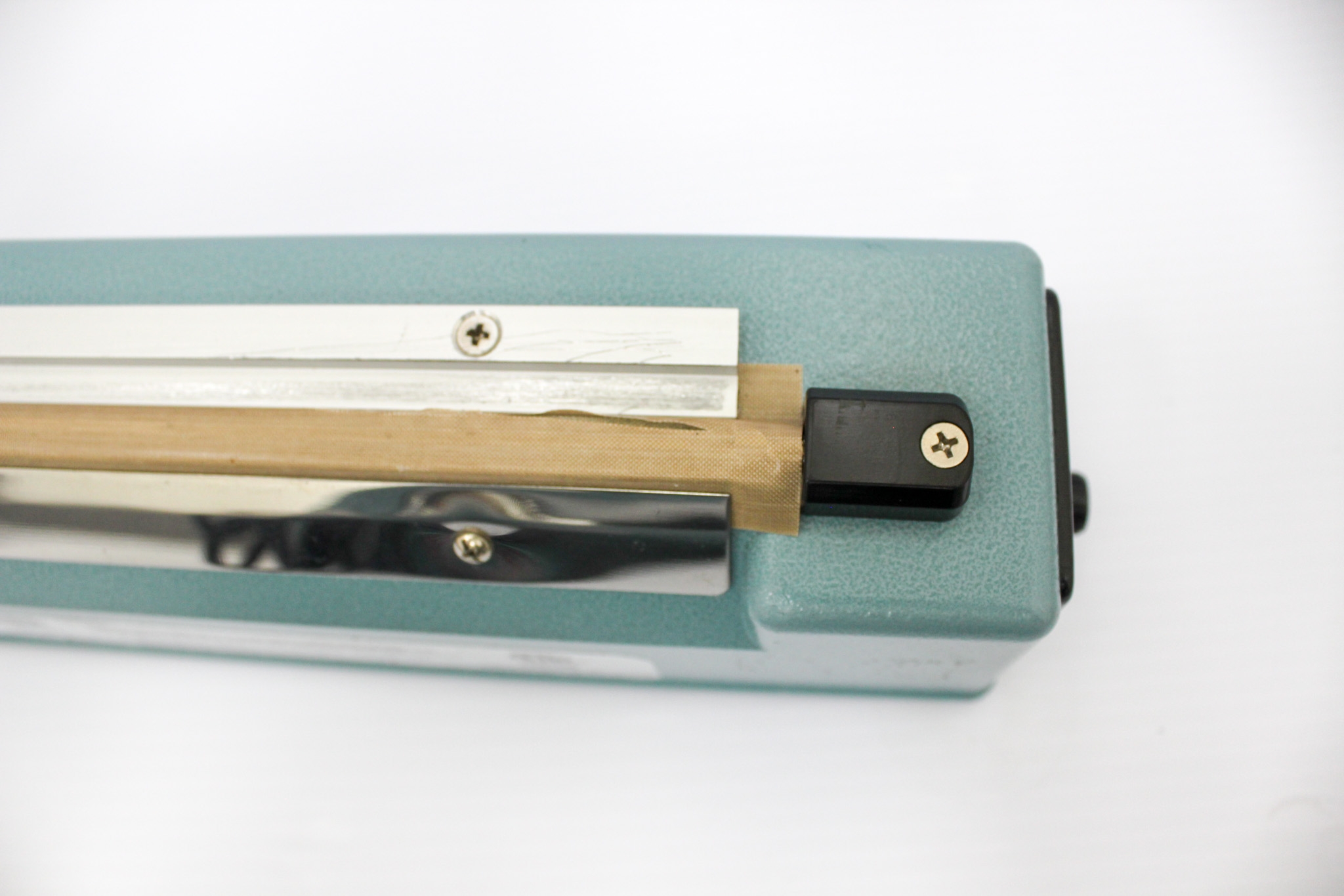 Uline KF-200HC Impulse Heat Sealer 8-inch with Integrated Cutter