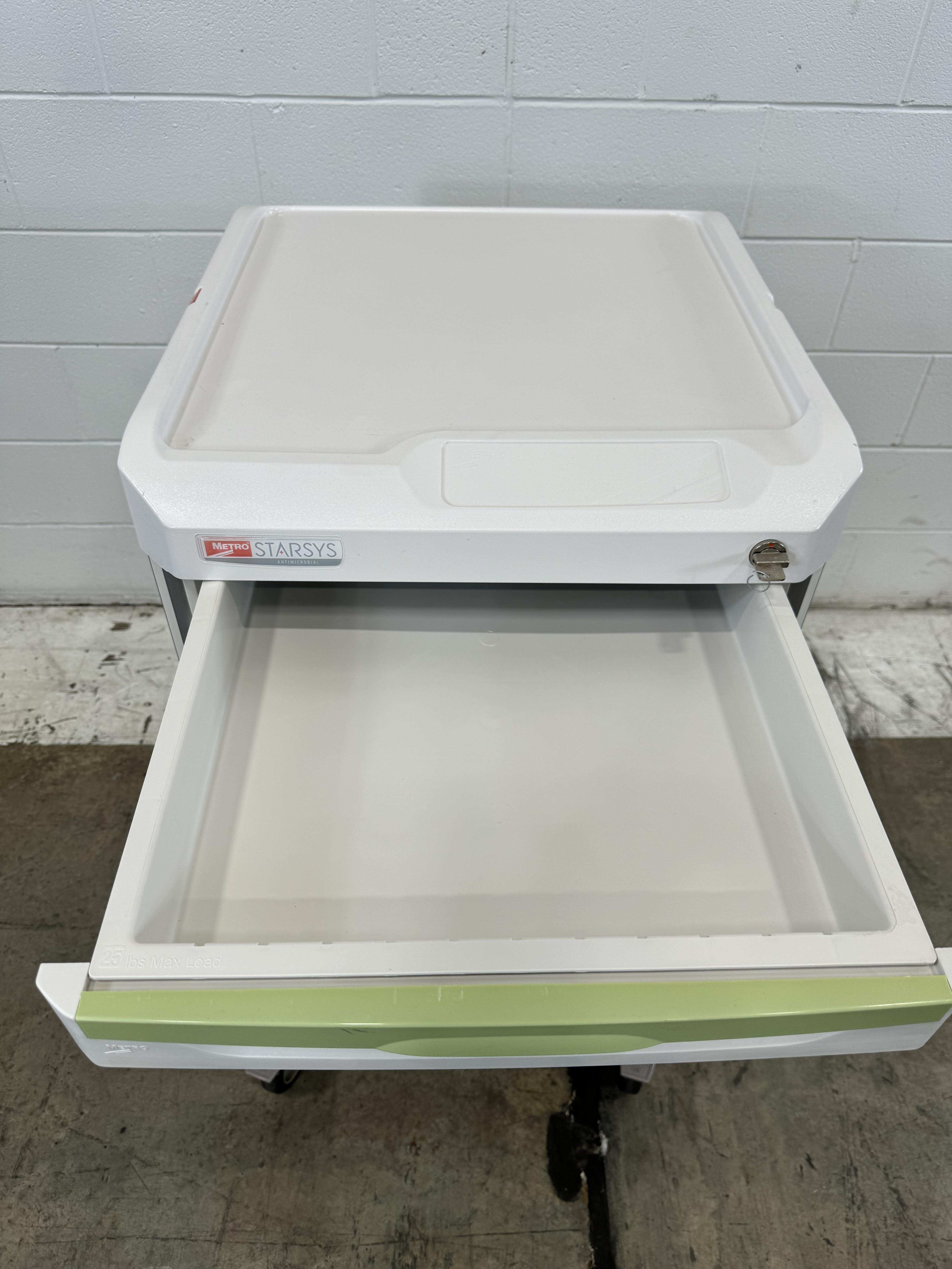 Metro Starsys Med Surg Cart with Locking Drawers and Antimicrobial Protection