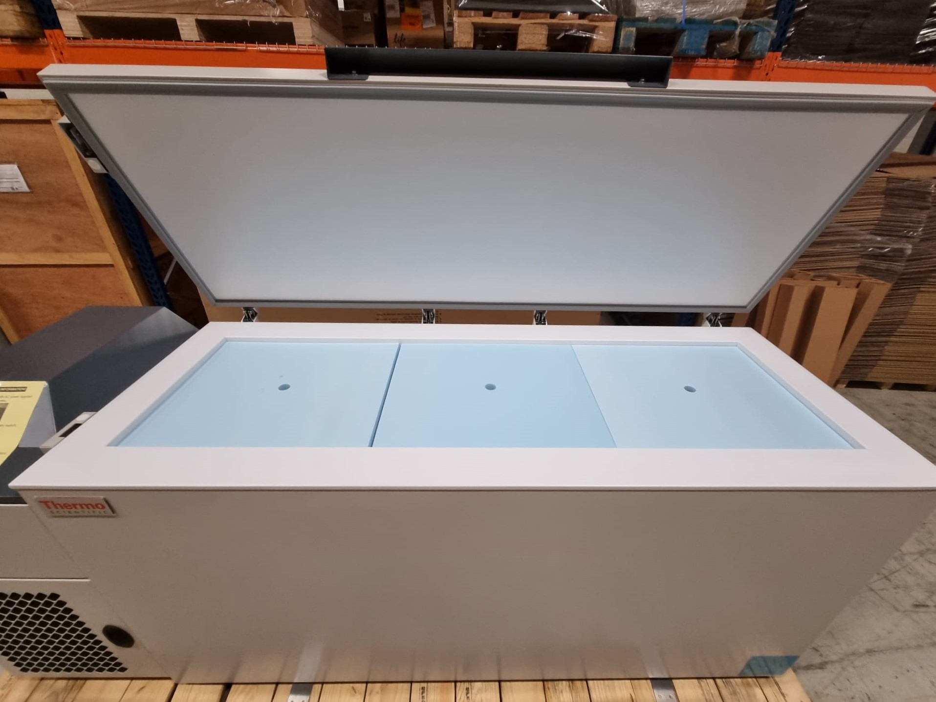 Thermo Scientific ULT2050-10-V Ultra Low Temperature Freezer 566L -40C