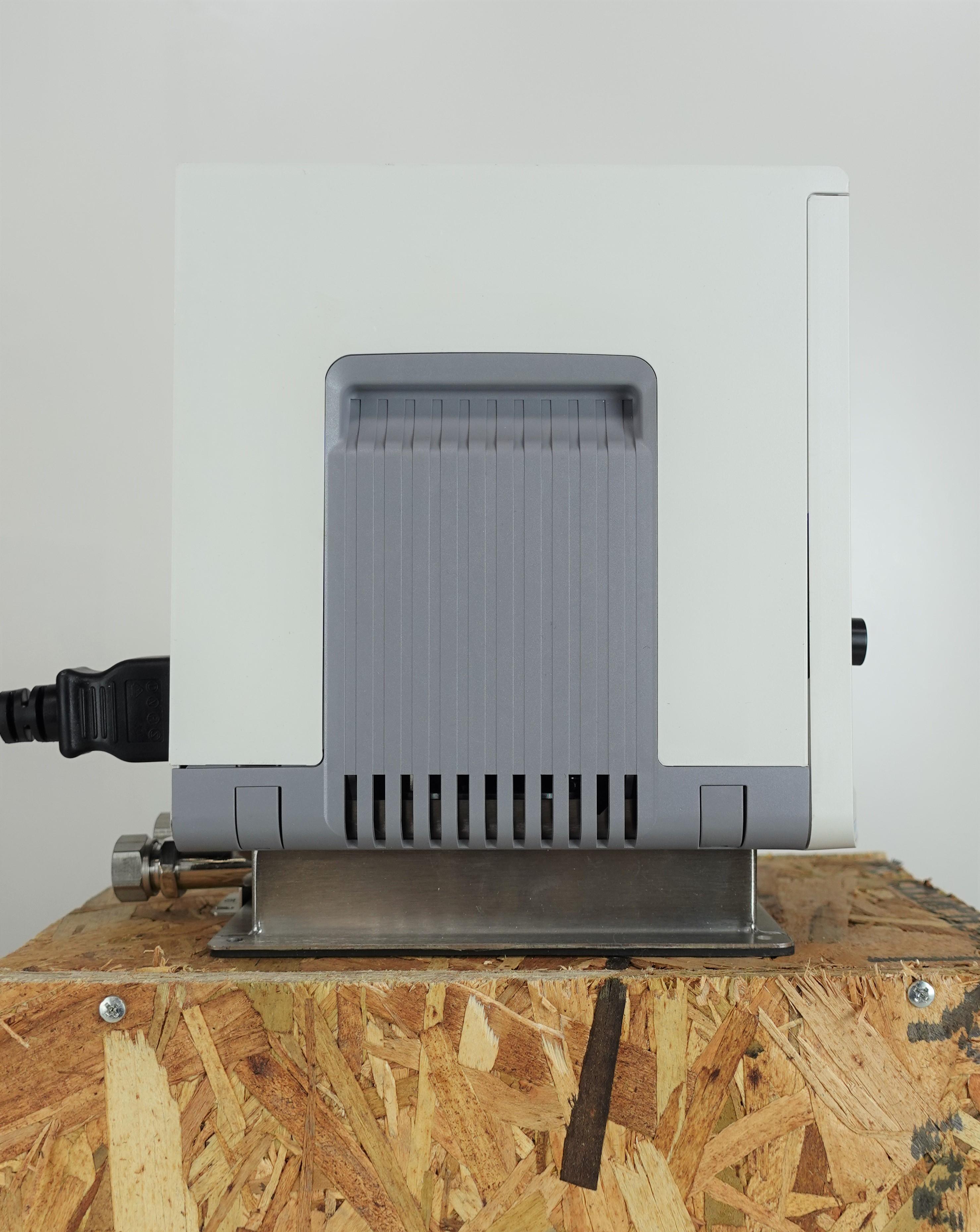 Thermo Haake PC200 Heated Immersion Circulator, 200C, 0.01C Stability