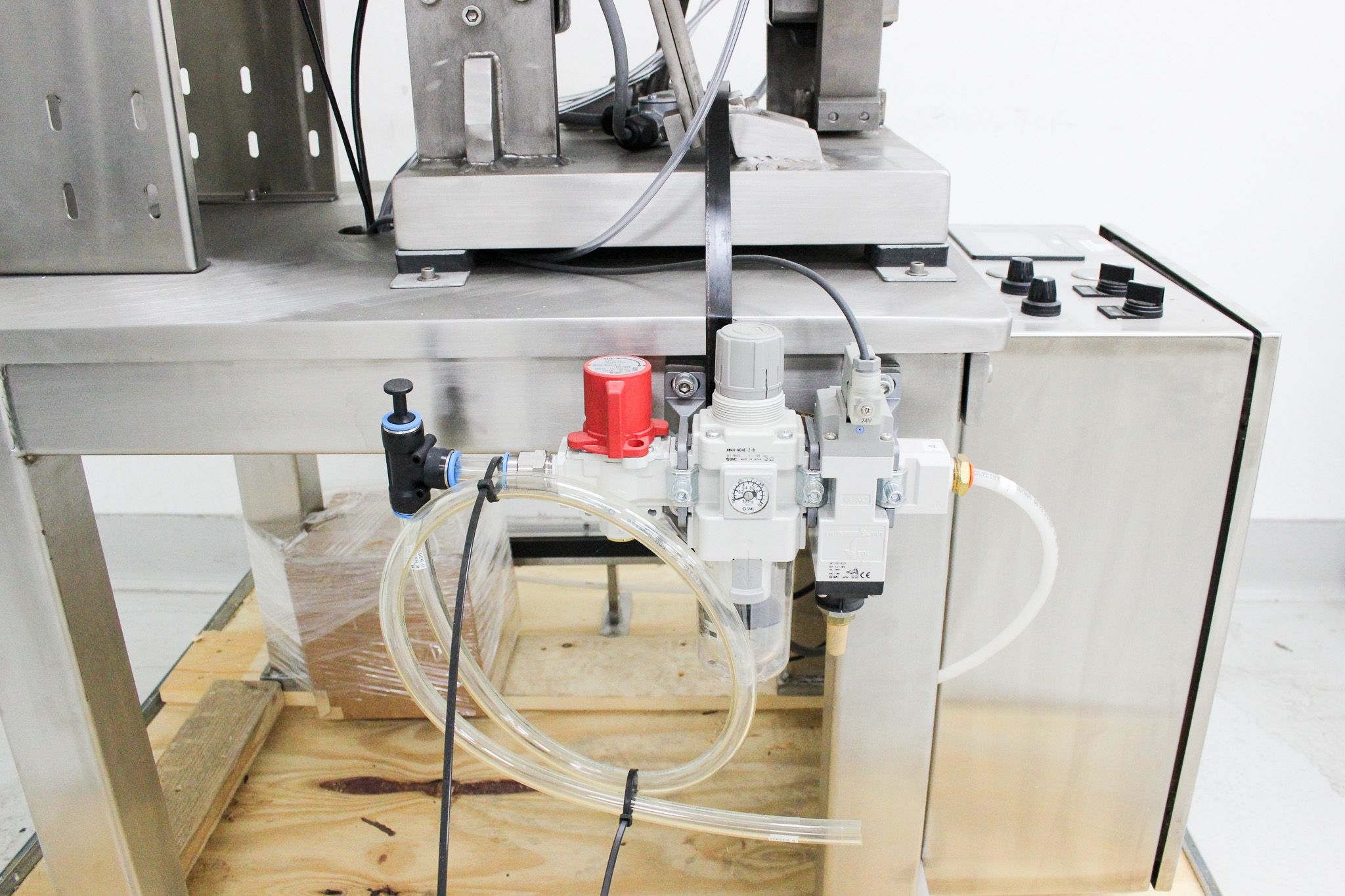 R-Tech 15-110AC Vibratory Bowl Feeder w/ Hopper for Industrial Automation