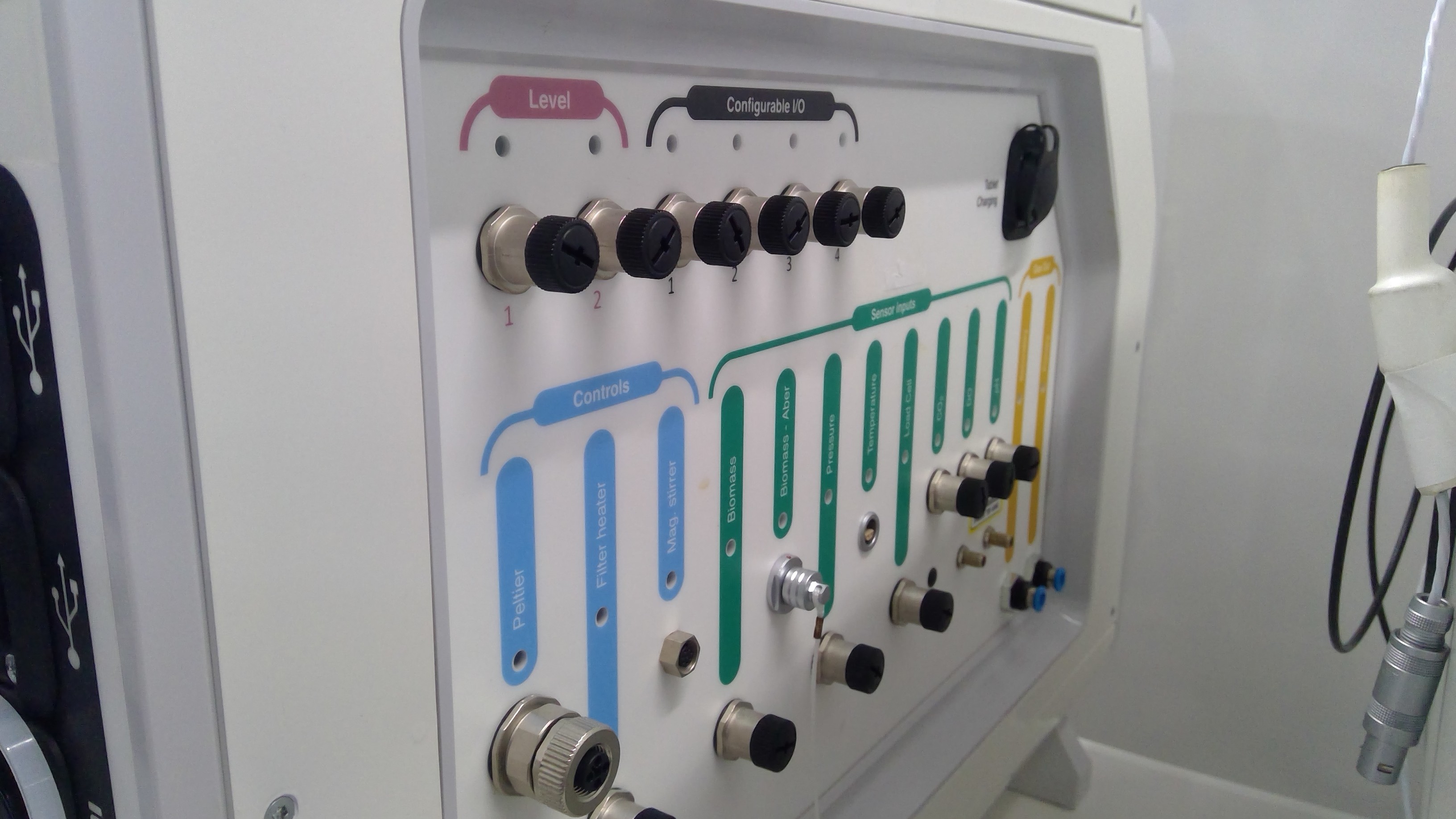 Pall XRS25BRS Bioreactor System with mPath Control Tower 25L Capacity