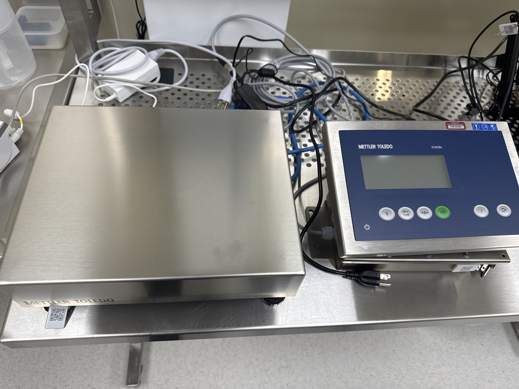 Mettler Toledo ICS426x Lab Scale Precision Weighing Near New Condition