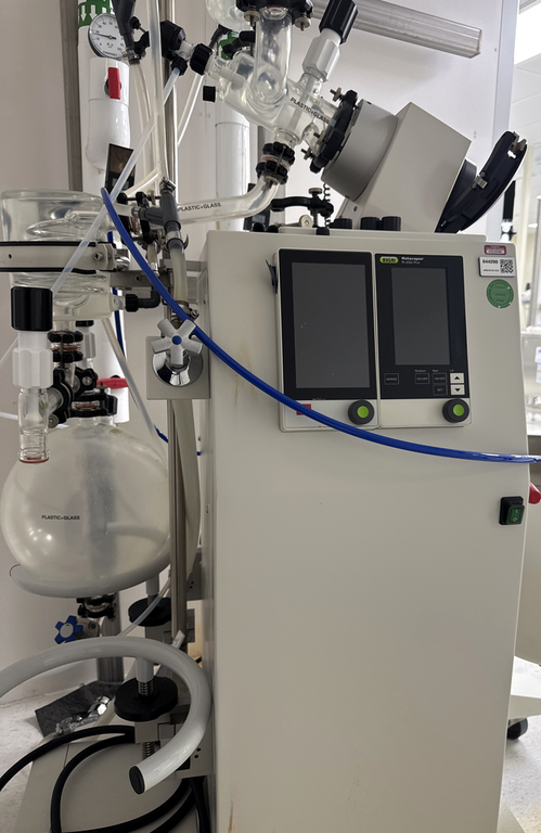 BUCHI Rotavapor R-250 Pro Rotovap with Minor Cosmetic Defects