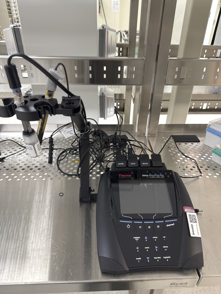 Thermo Orion VersaStar Pro pH Meter Multi-Parameter Analyzer, VG Condition