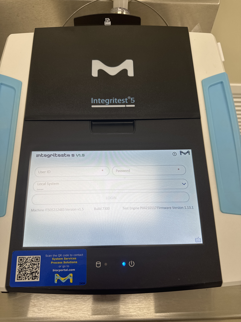 Millipore Integritest 5 IT5INS001 Integrity Tester 100V-240V 50Hz/60Hz