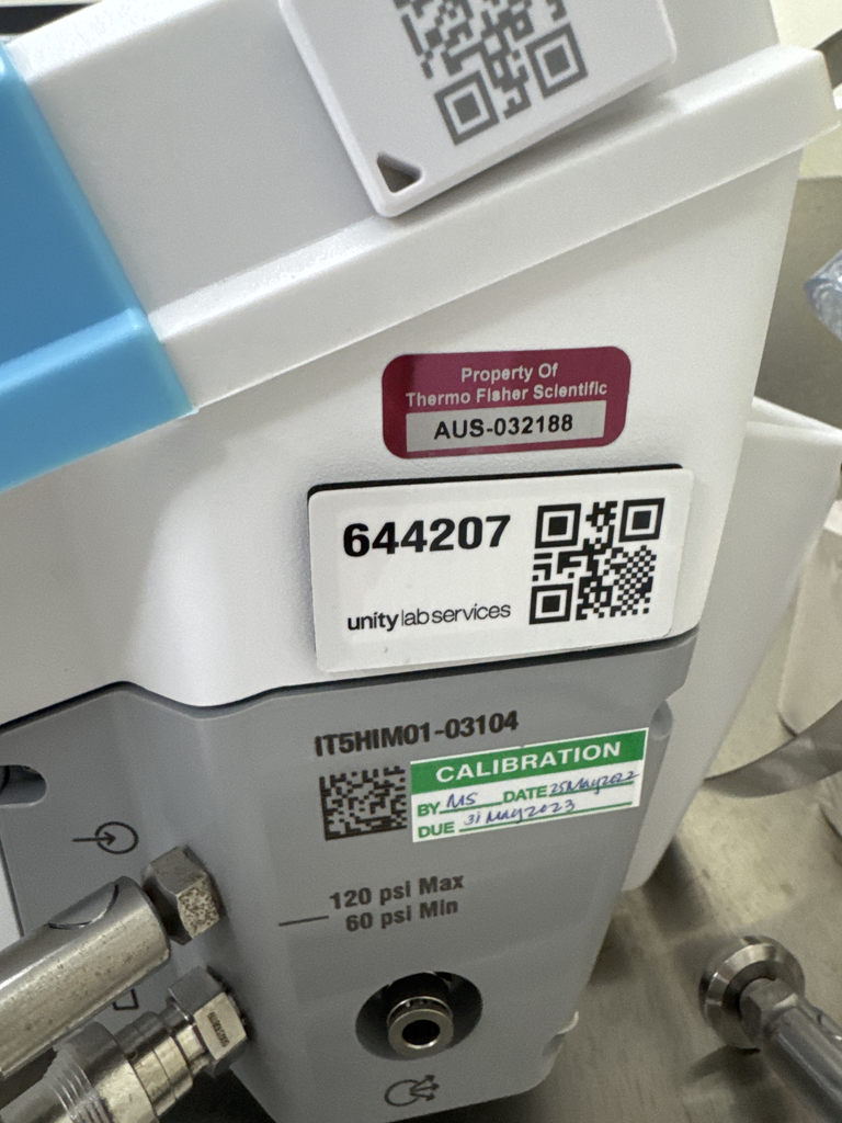 Millipore Integritest 5 IT5INS001 Integrity Tester 100V-240V 50Hz/60Hz