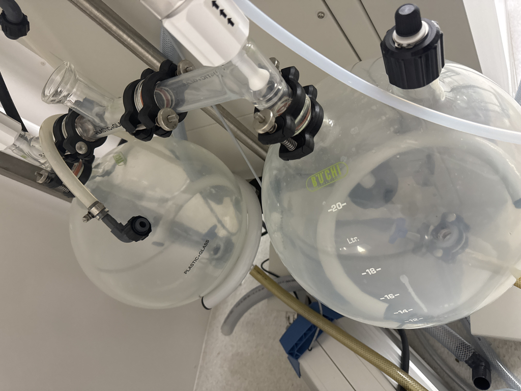 BUCHI Rotavapor R-250 Pro Evaporator Rotovap Near New Condition