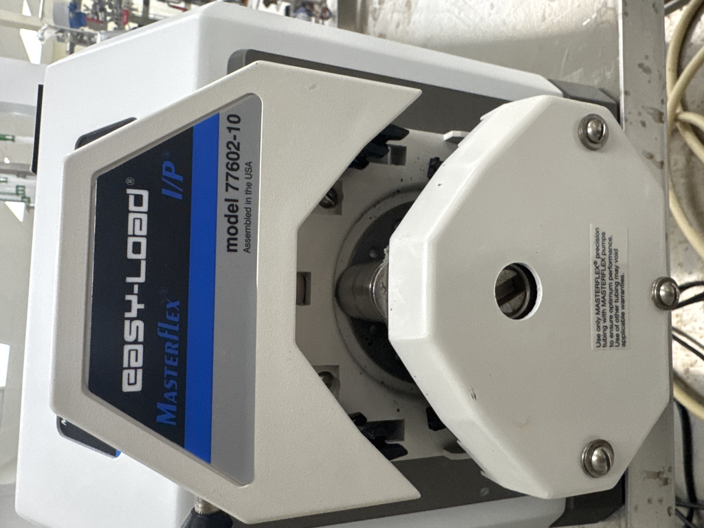MasterFlex 77602-10 Easy-Load Pump Peristaltic Pump Includes Computer