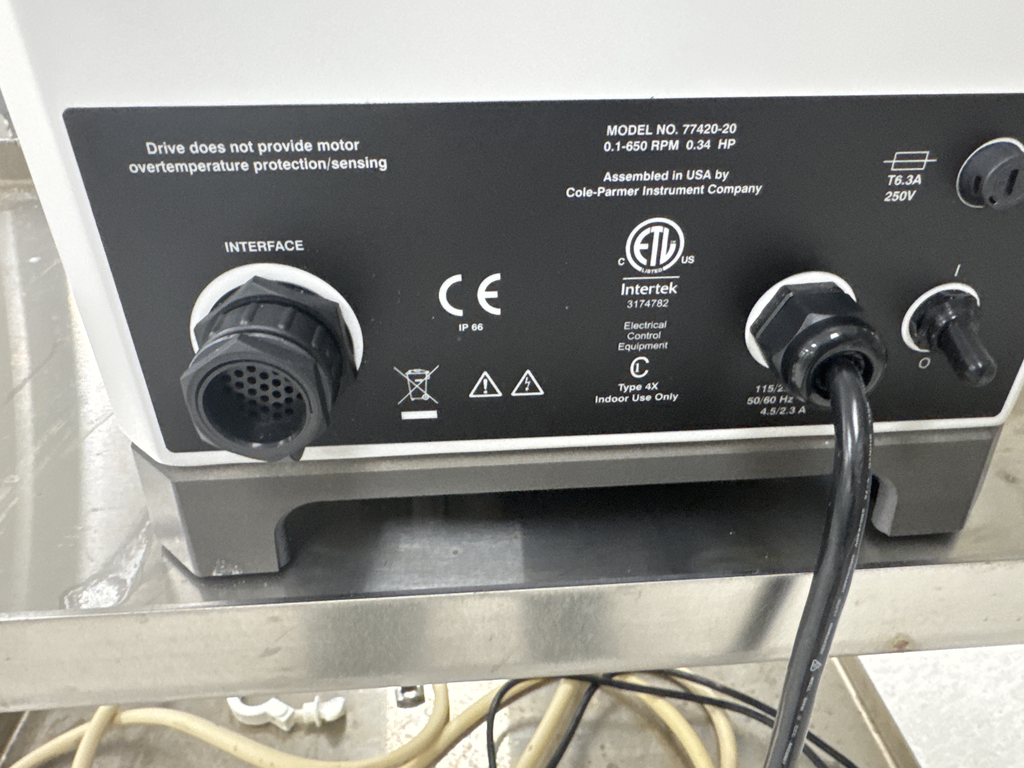 MasterFlex 77602-10 Easy-Load Pump Peristaltic Pump Includes Computer