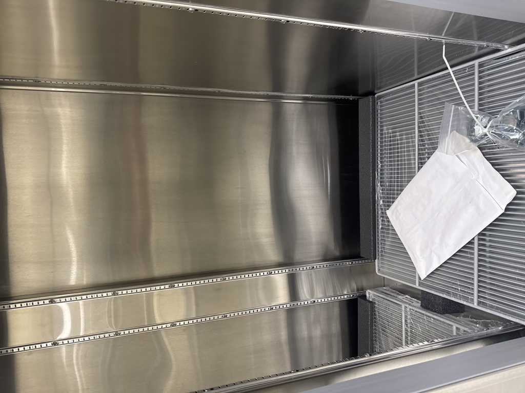 Fisherbrand GTFBG49FSSA Double Door Freezer, Cold Storage, Near New, 2023 Model