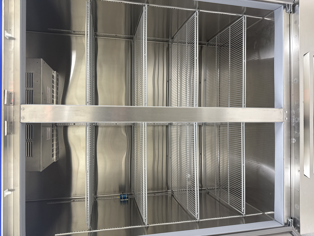 Fisher GTFBG49FSSA Double Door Freezer Cold Storage System Includes Computer