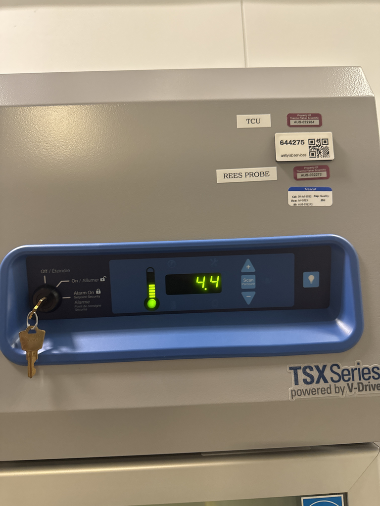 Thermo TSX5005GA Ultra Low Freezer Includes Computer/Software -80C New Cond