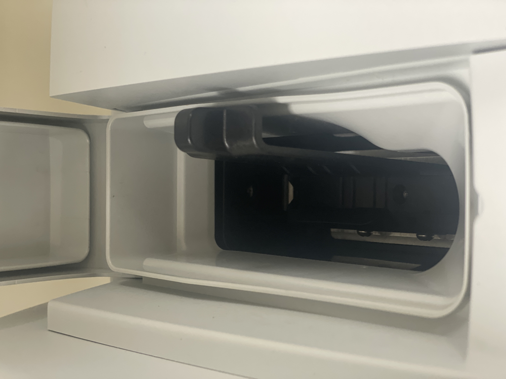 Thermo Evolution 220 UV-Vis Spectrophotometer Includes Computer Software