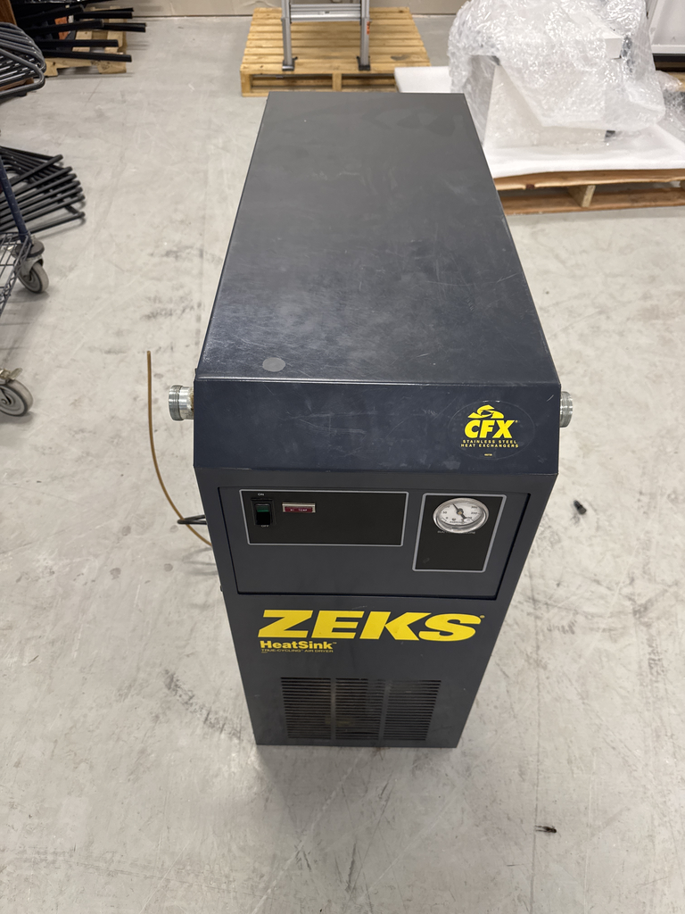 Zeks Heat Sink Air Dryer 31in Facility Equipment Good Condition Functional