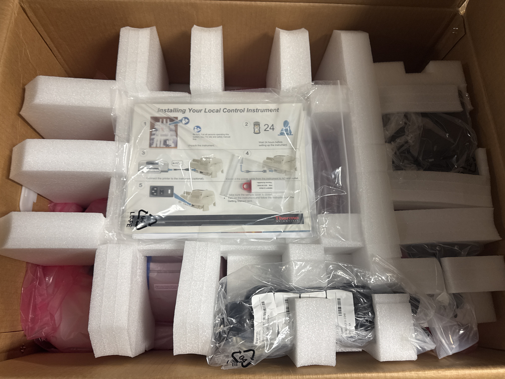 Thermo Evolution 220 UV-Visible Spectrophotometer Analytical UV-Vis, New