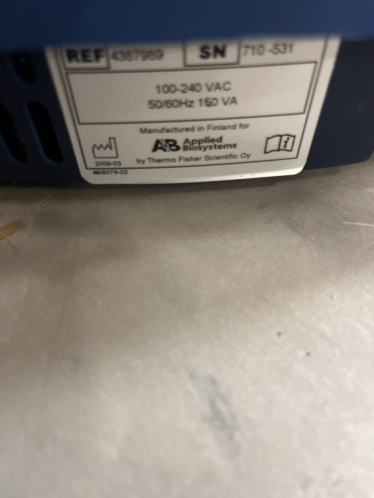 Applied Biosystems MagMAX Express 96 Automated Nucleic Acid Extractor 710