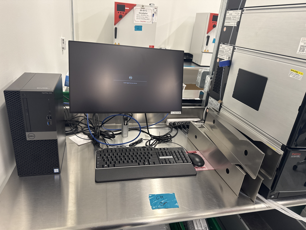 Thermo Vanquish HPLC System Bin Pump DAD Includes Computer/Software