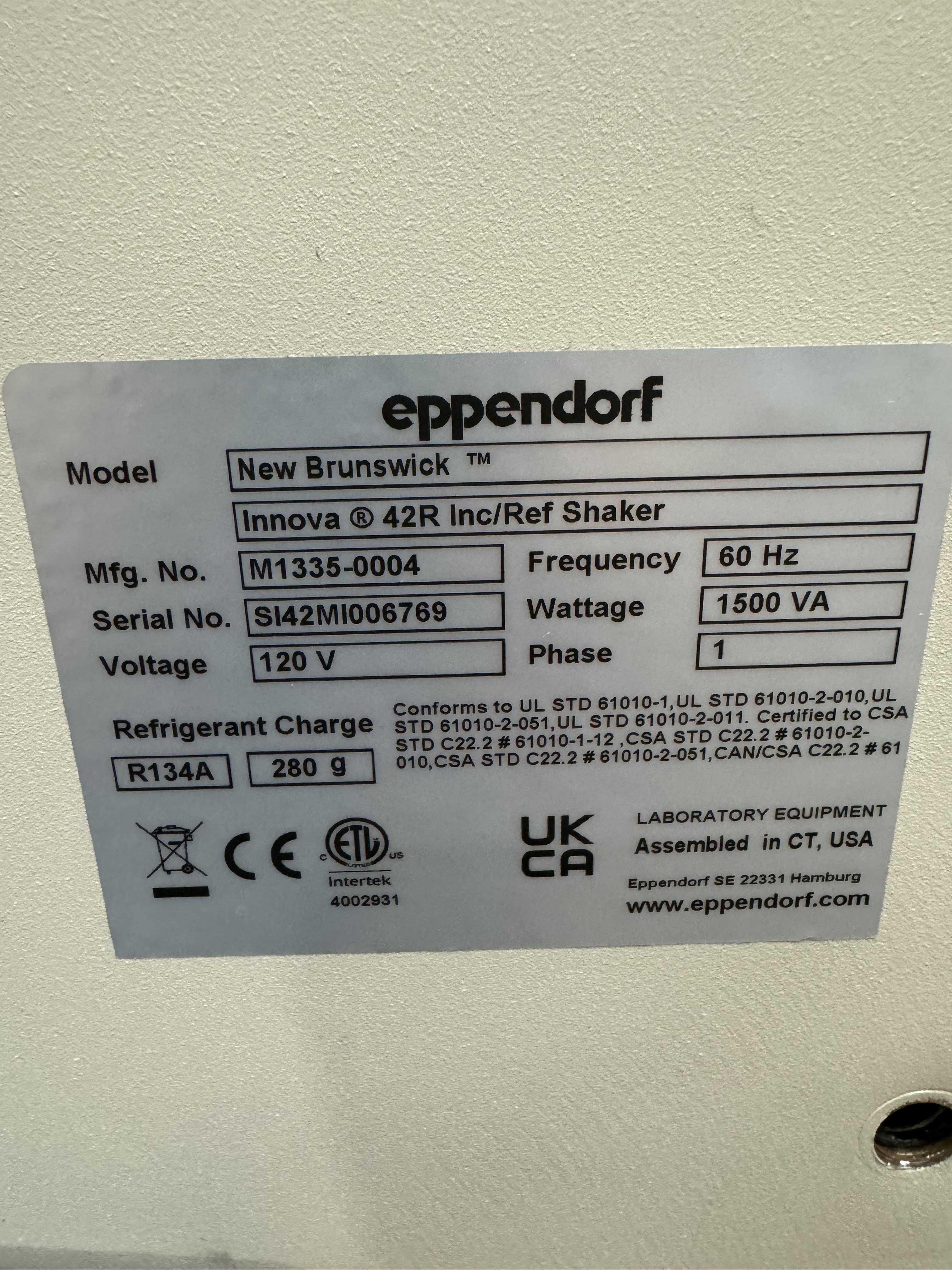 Eppendorf Innova 42R Incubator Shaker 25-400 RPM for Lab Use, New Condition