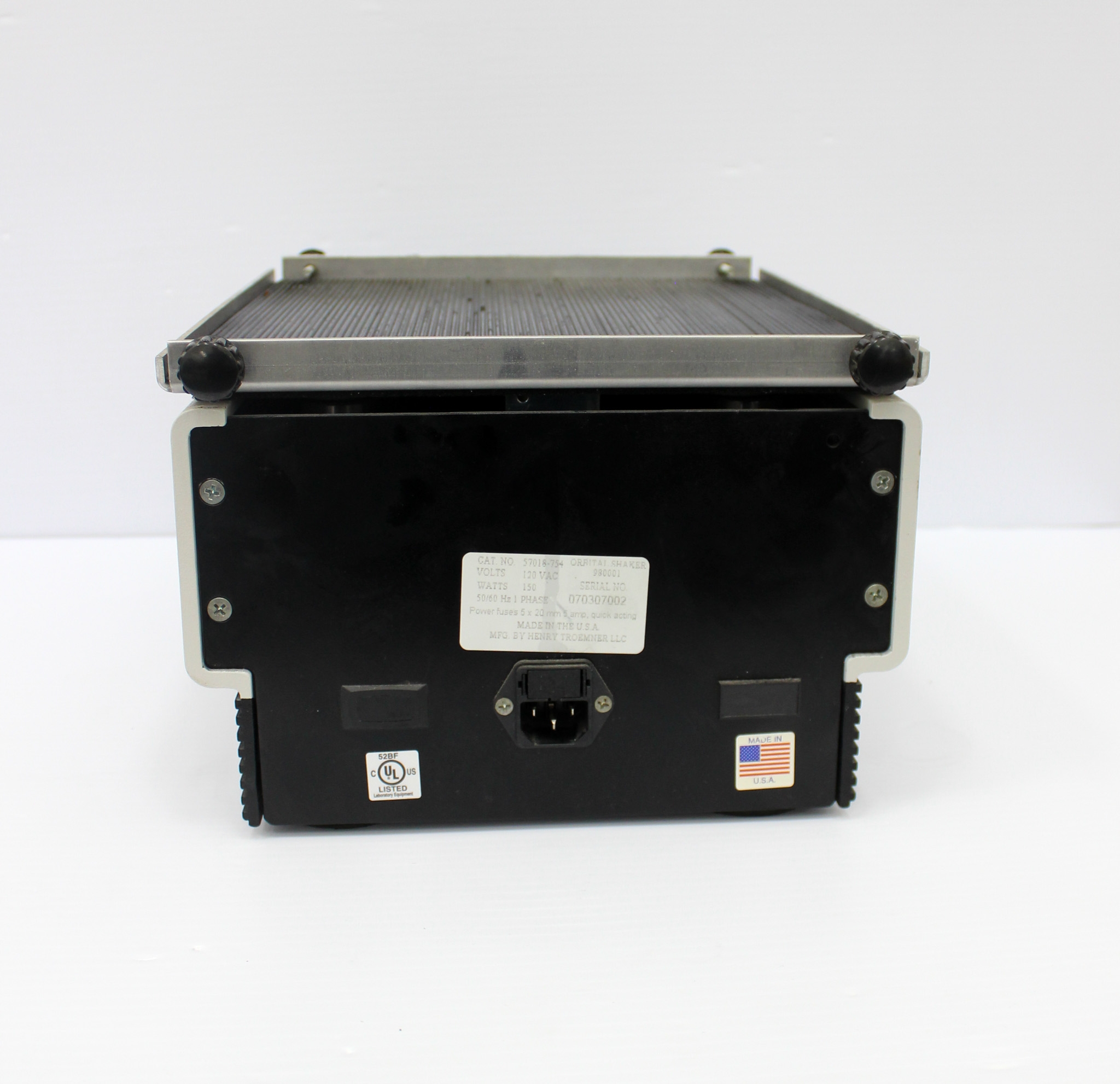 VWR DS-500 Digital Orbital Shaker, 500 RPM, 120V, Shaking Stability USA