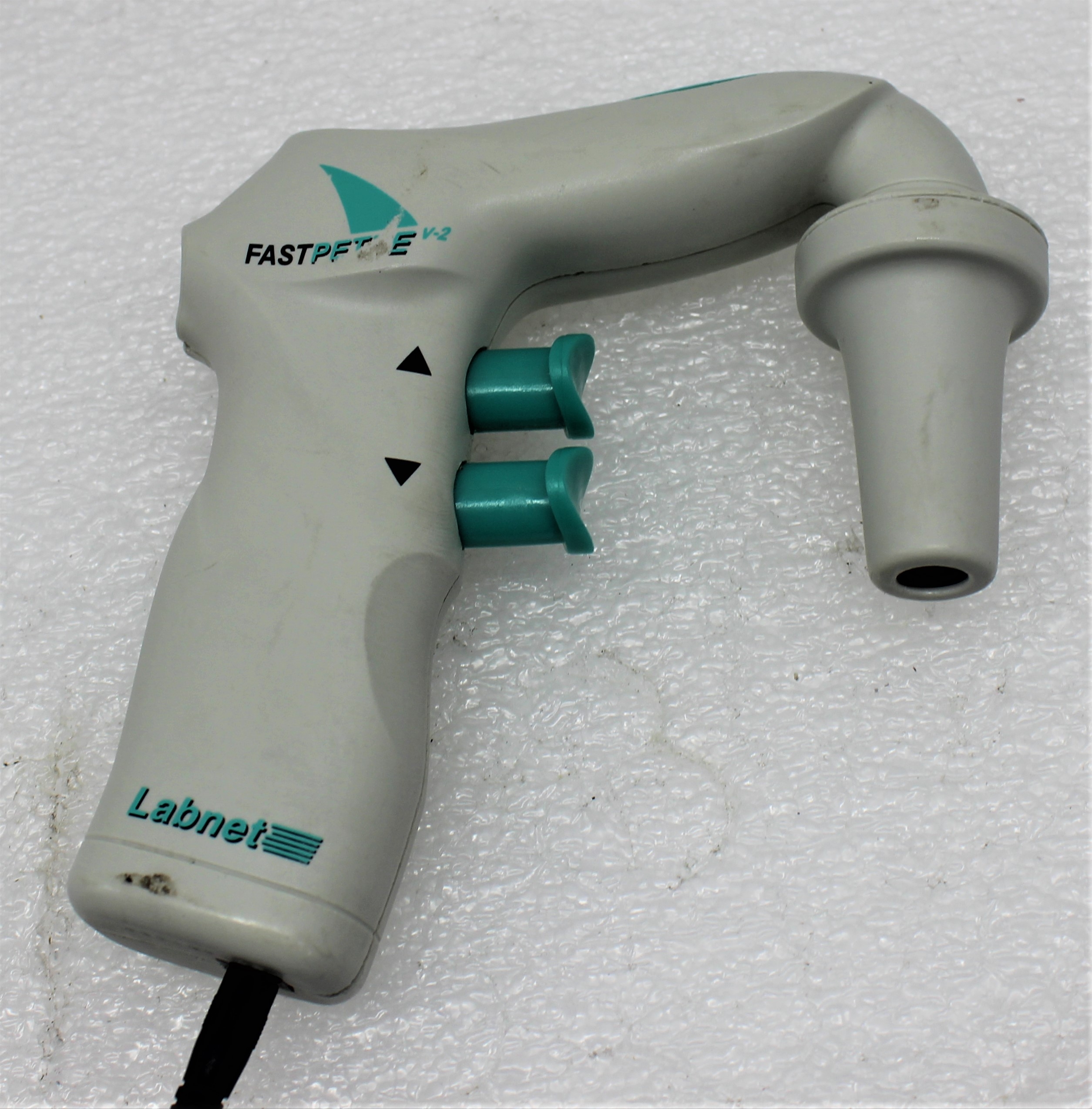 Labnet FastPette V2 Pipet Aid 1-100ml High Speed Ergonomic Used Very Good