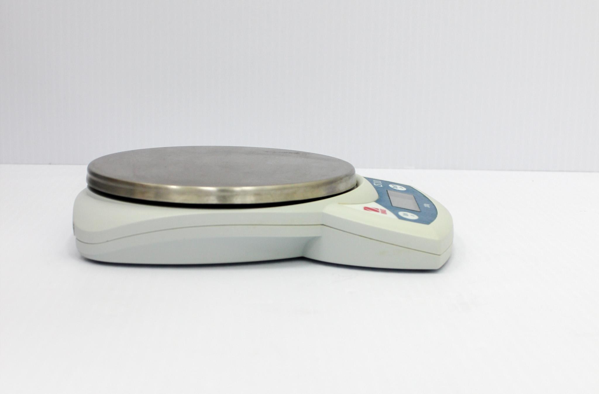 Ohaus CS 200 Bench Scale 200g Capacity Accurate Excellent Condition