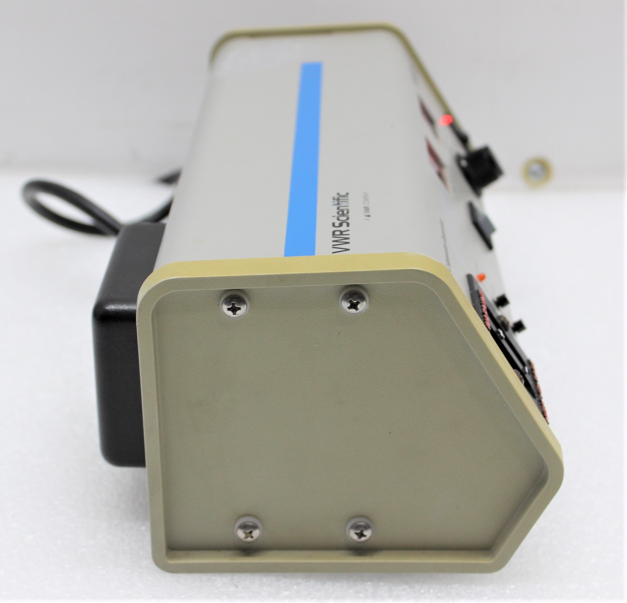 VWR Electrophoresis Power Supply VWR 135, 20-250V, 300mA Capacity