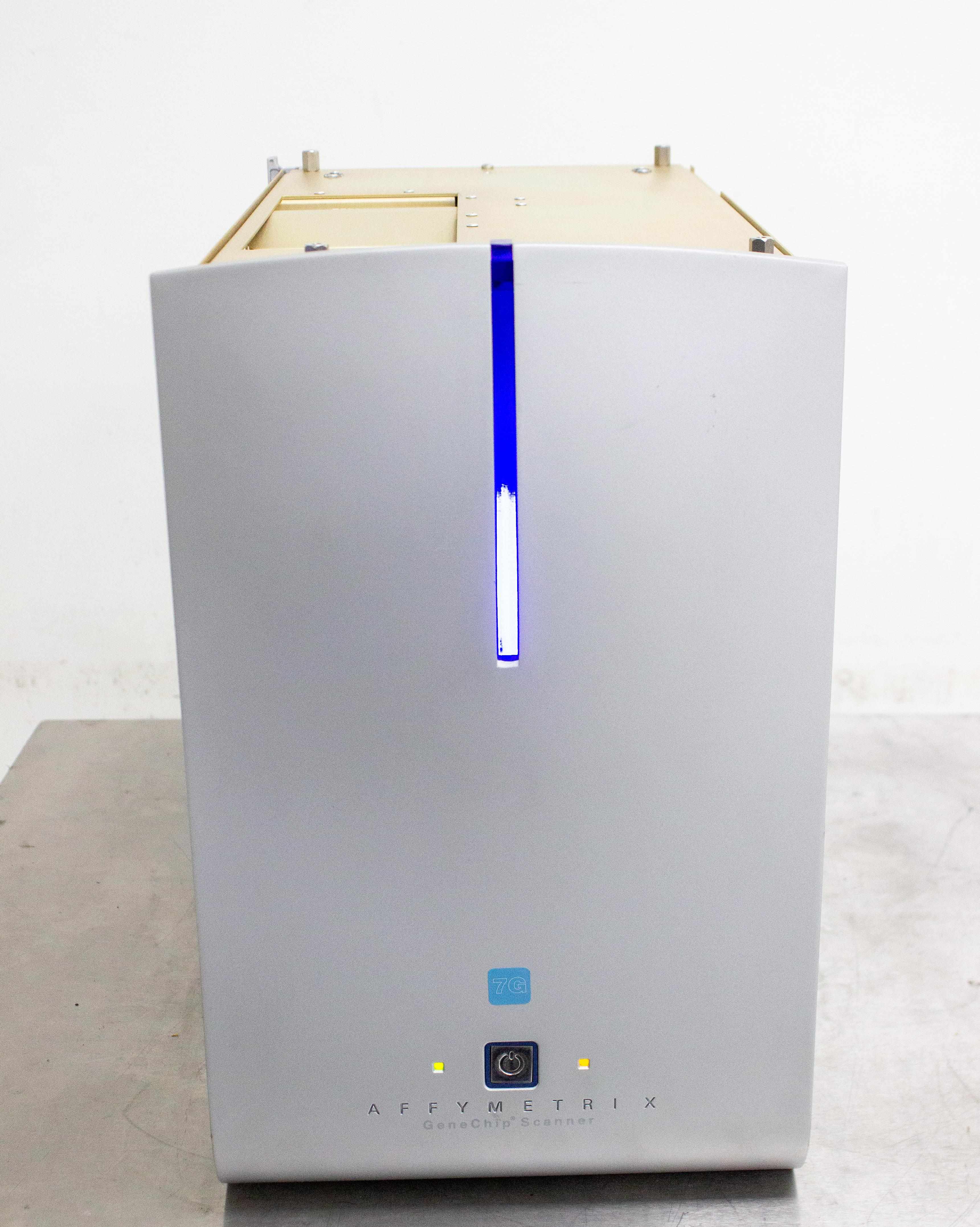 Affymetrix GeneChip 3000Dx V2 Microarray High-Resolution Clinical Scanner