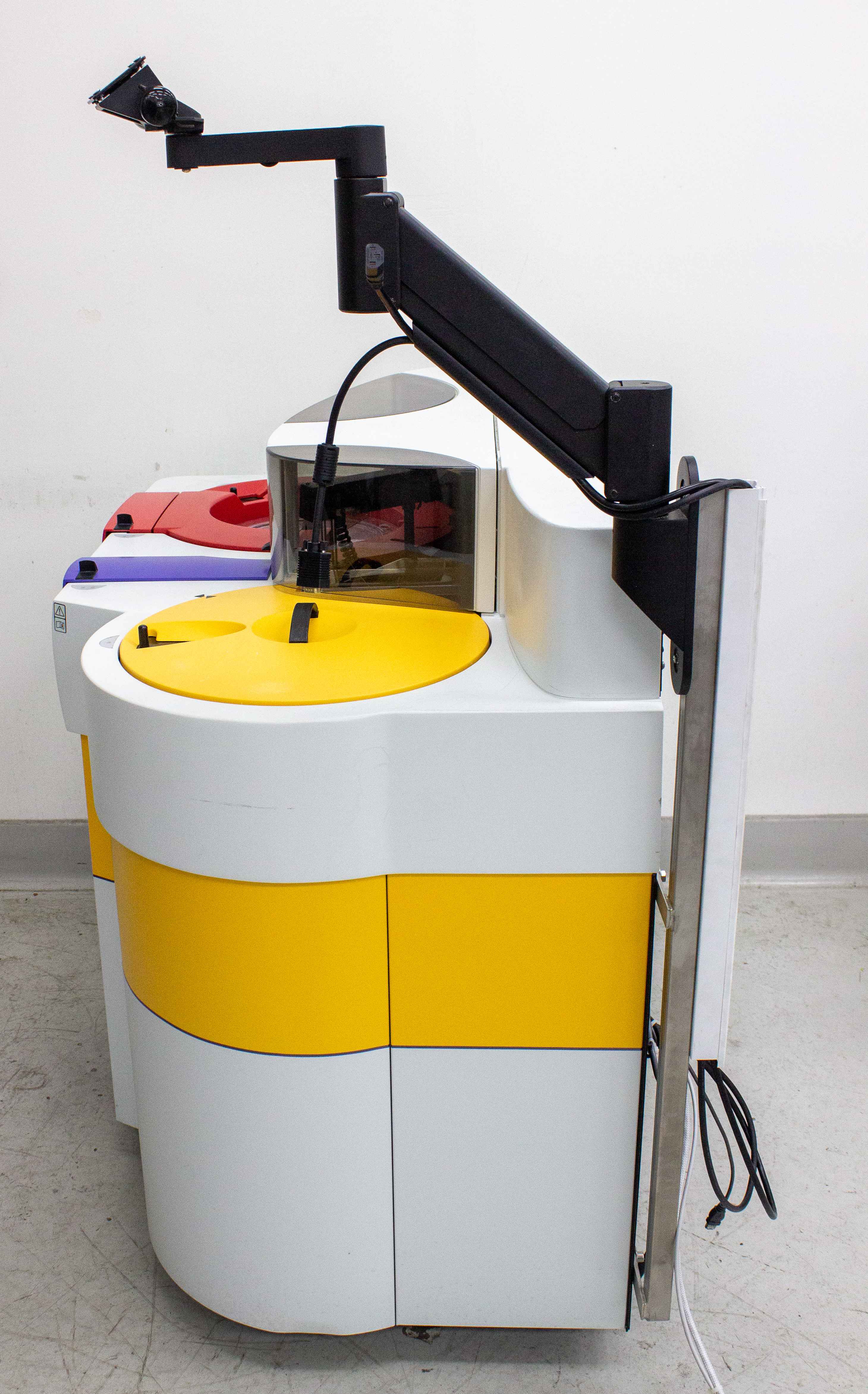 Thermo Konelab 30 Chemistry Analyzer 300 Tests/hour 84 Samples Used