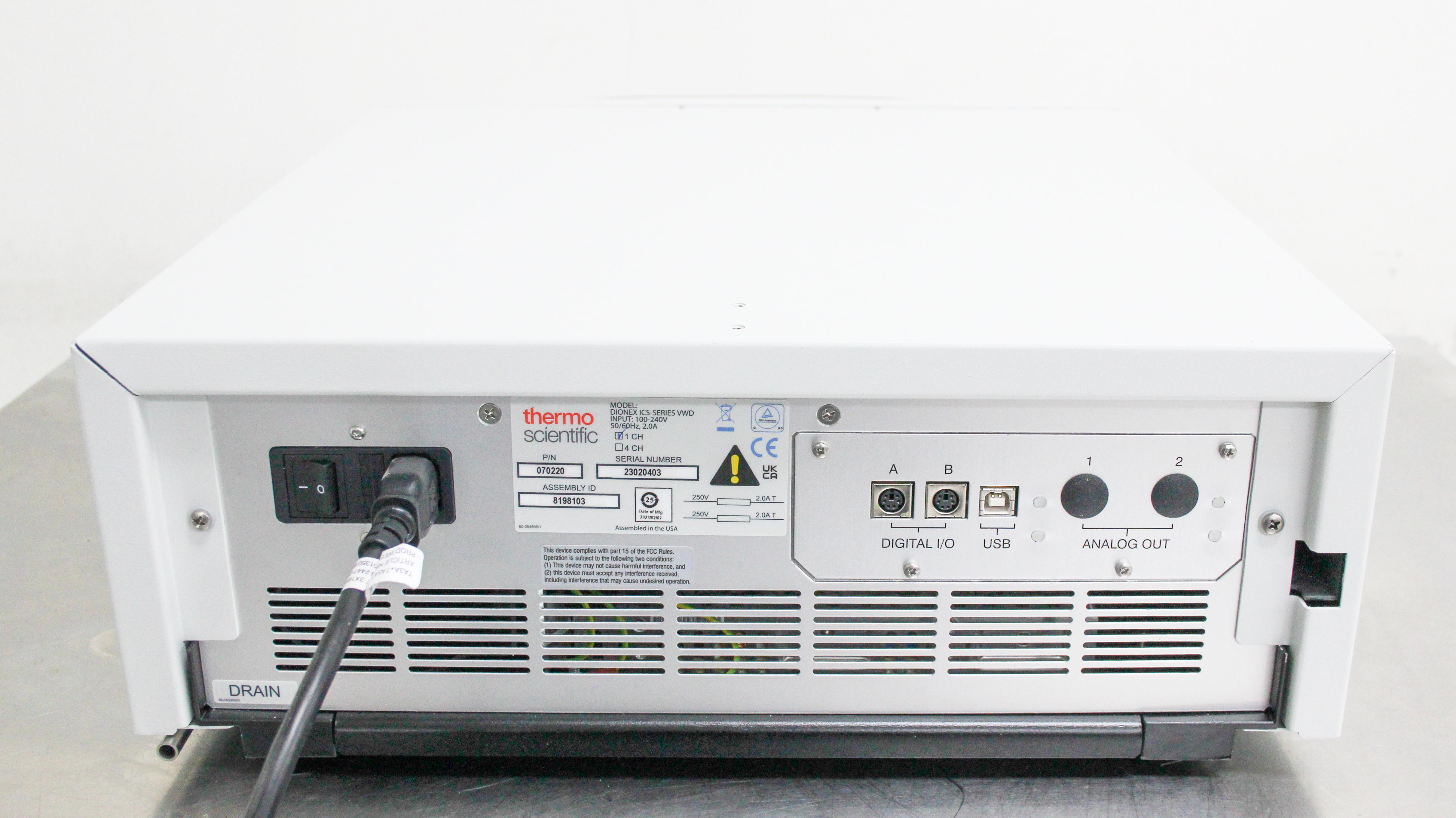 Thermo Dionex ICS VWD Detector Dual-Beam UV-Vis 190-900nm Used