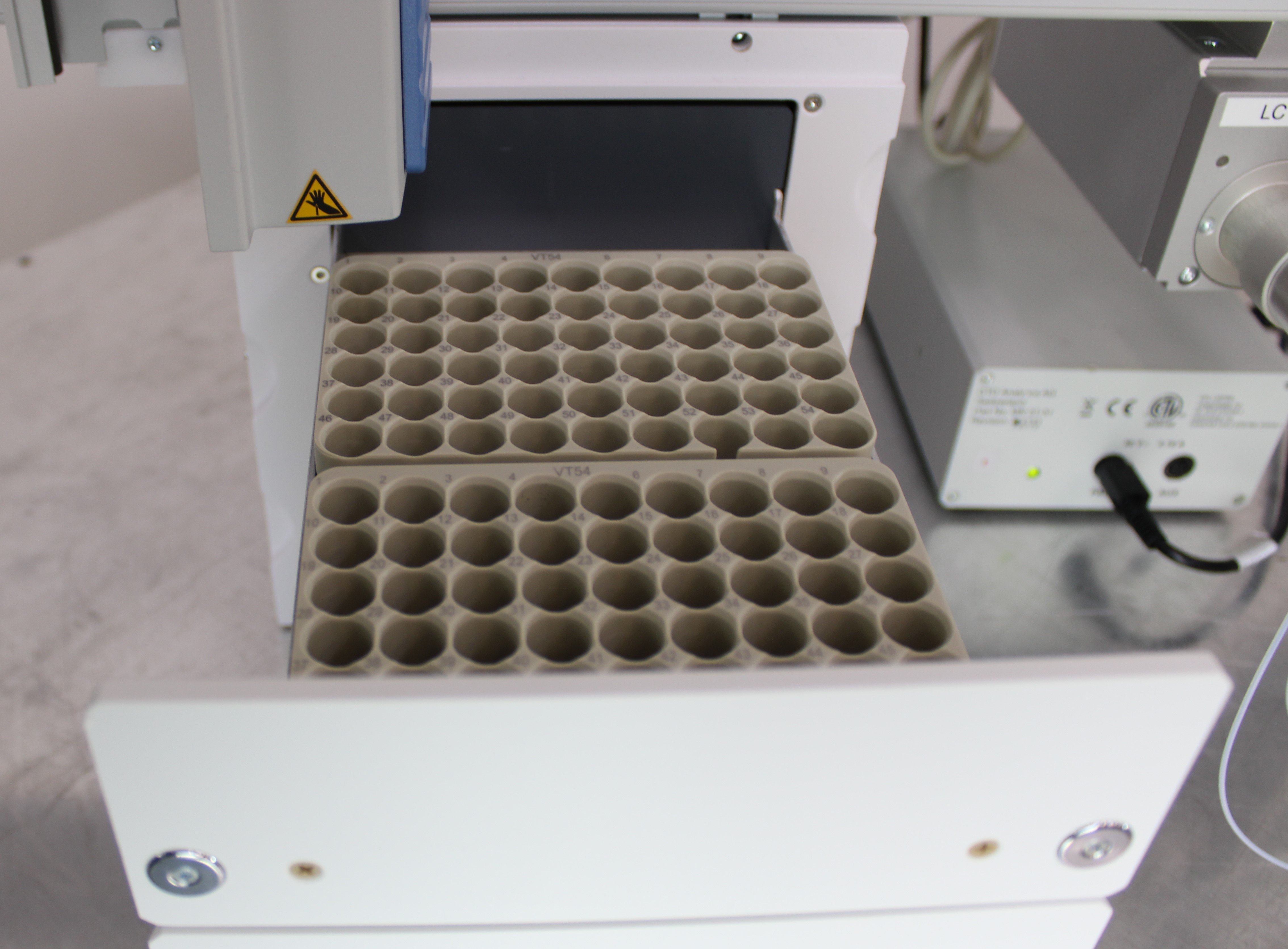 Thermo TriPlus RSI Robotic Auto Sampler Functions Includes Power Cord